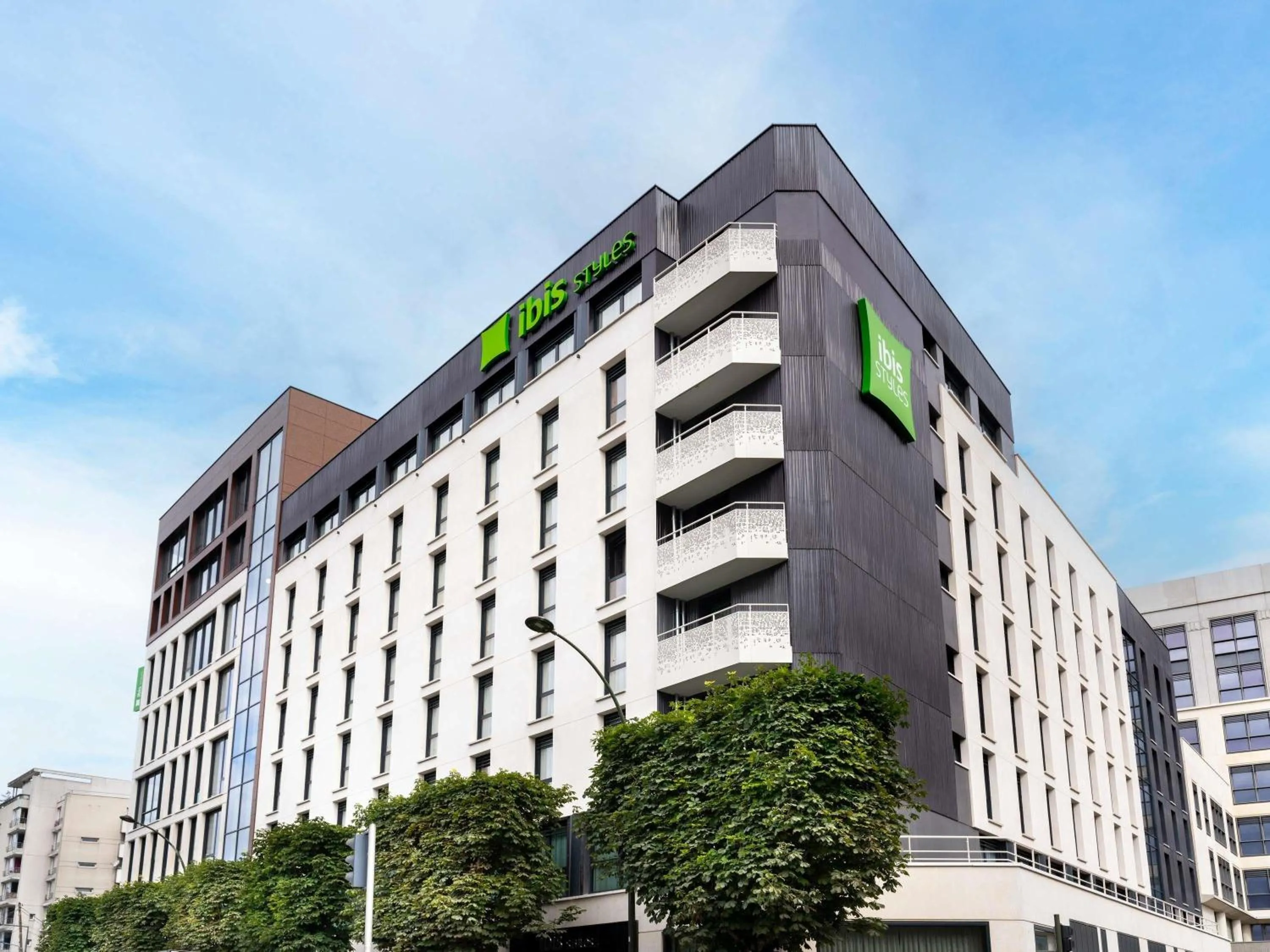 Property building in ibis Styles Paris Villejuif