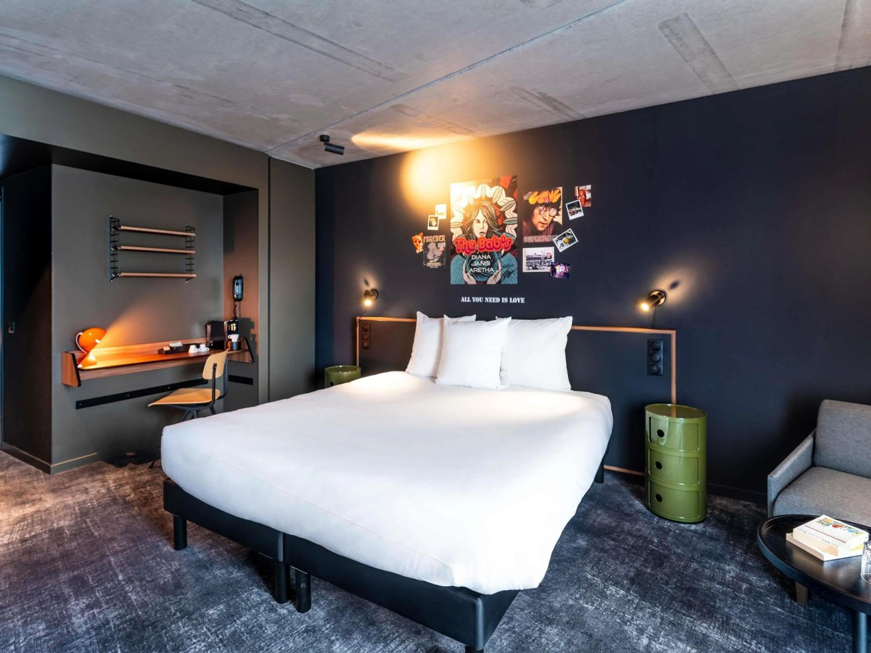 Bedroom, Bed in ibis Styles Paris Villejuif
