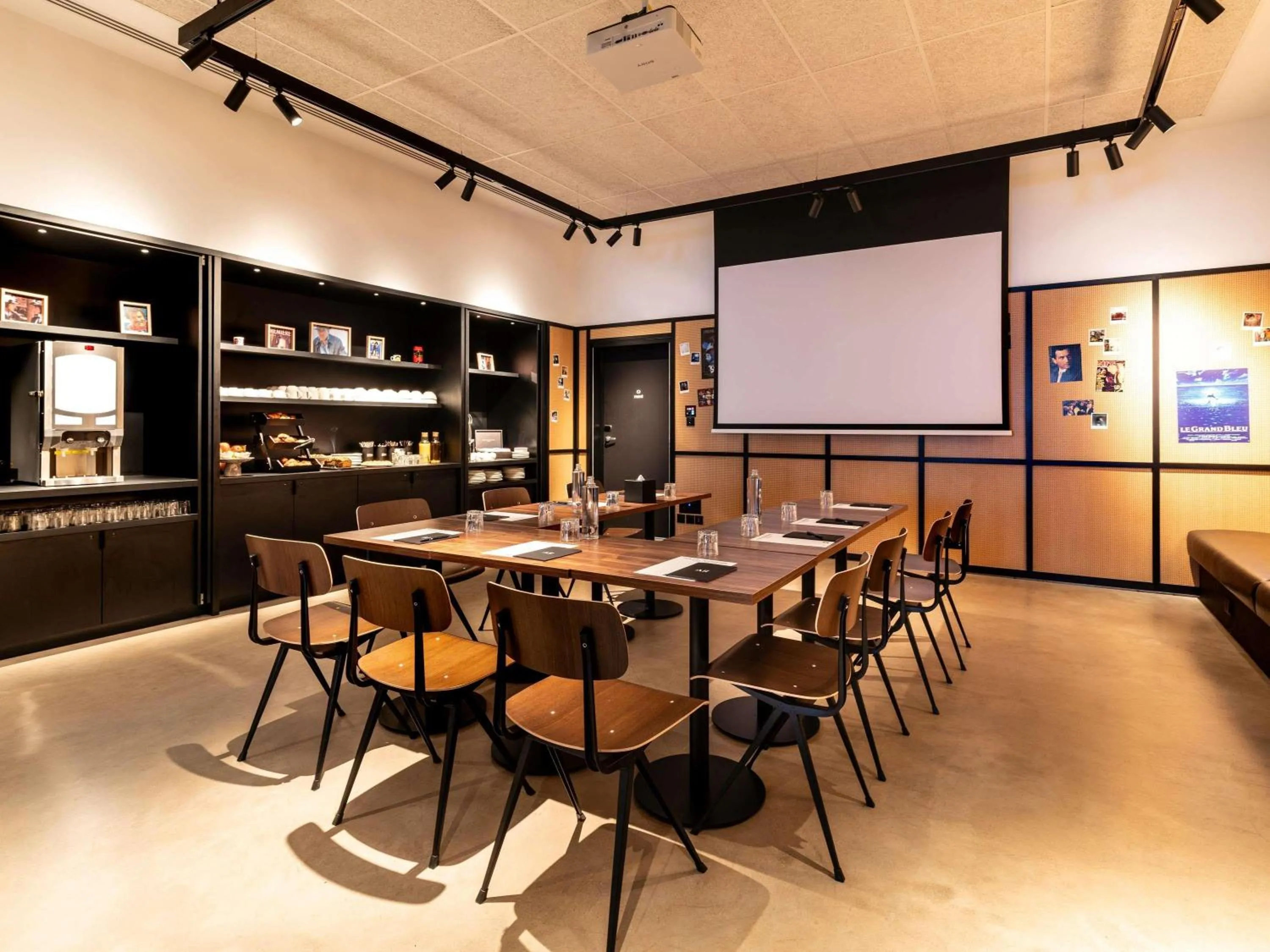 Property building in ibis Styles Paris Villejuif