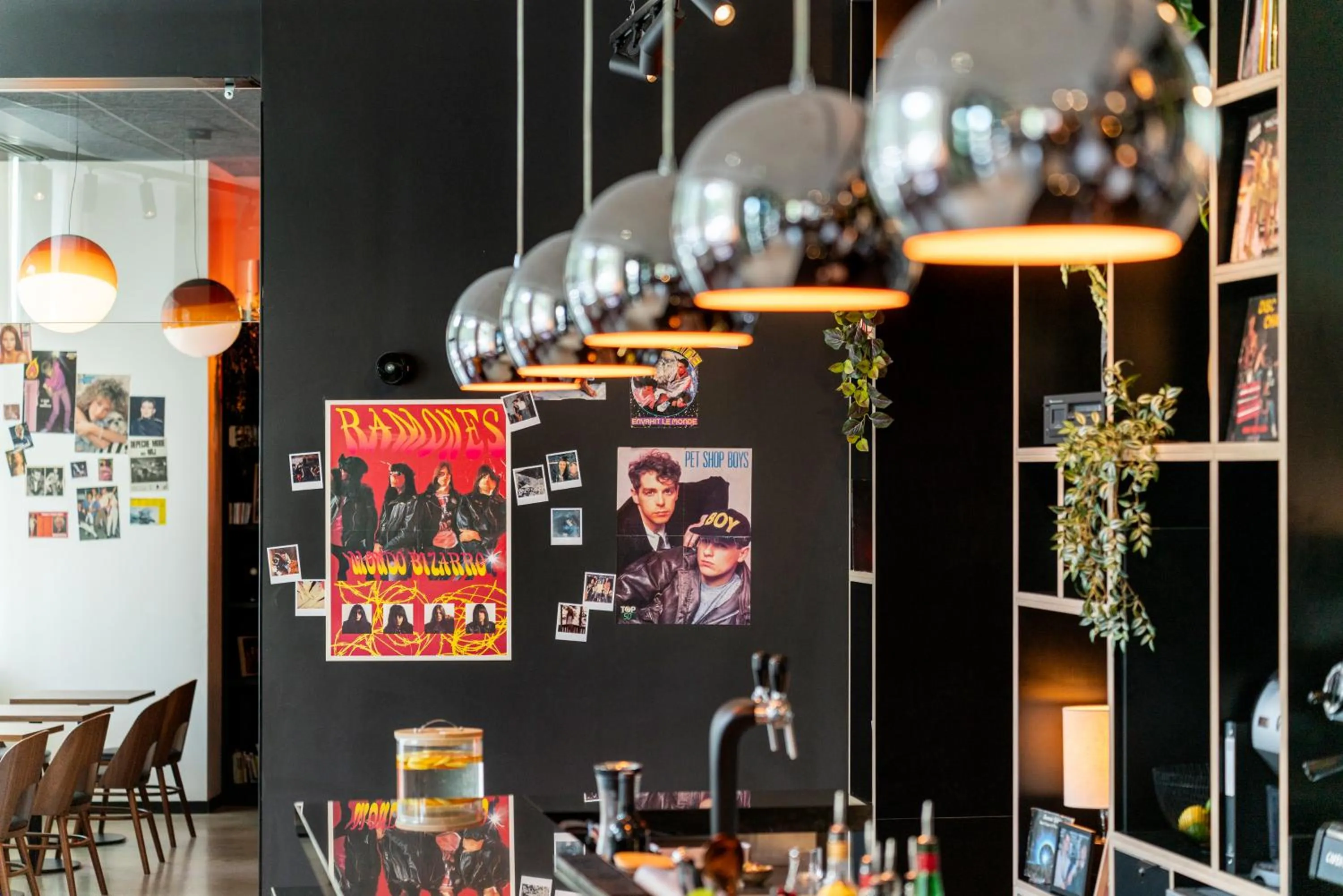 Restaurant/places to eat in ibis Styles Paris Villejuif