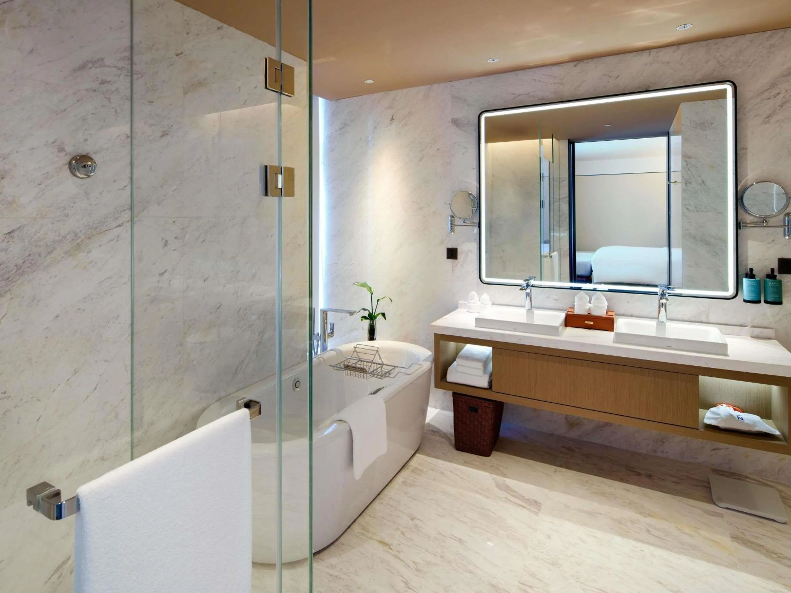 Bedroom in Novotel Nanjing Airport