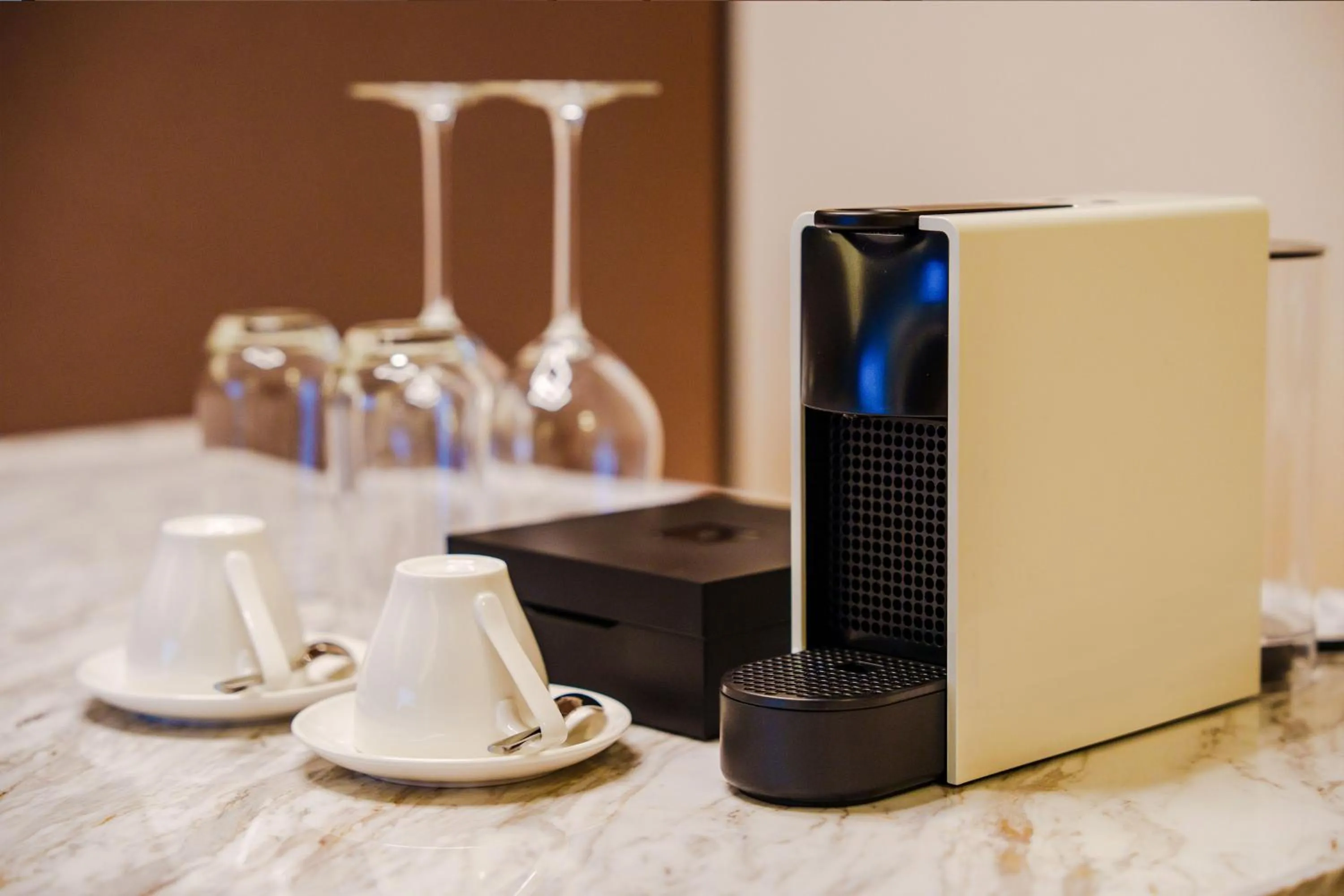 Coffee/tea facilities in Novotel Nanjing Airport