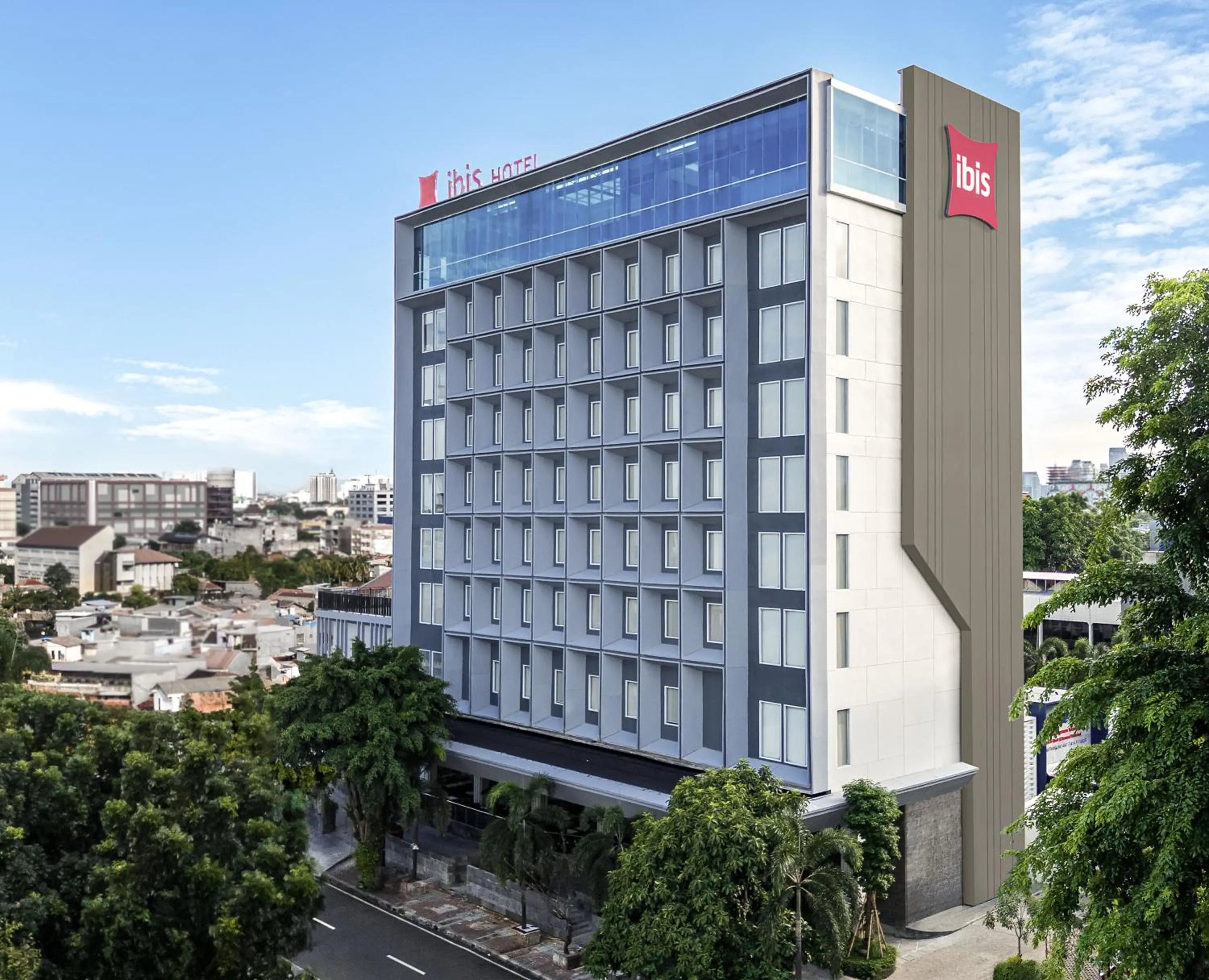 Property building in ibis Jakarta Raden Saleh