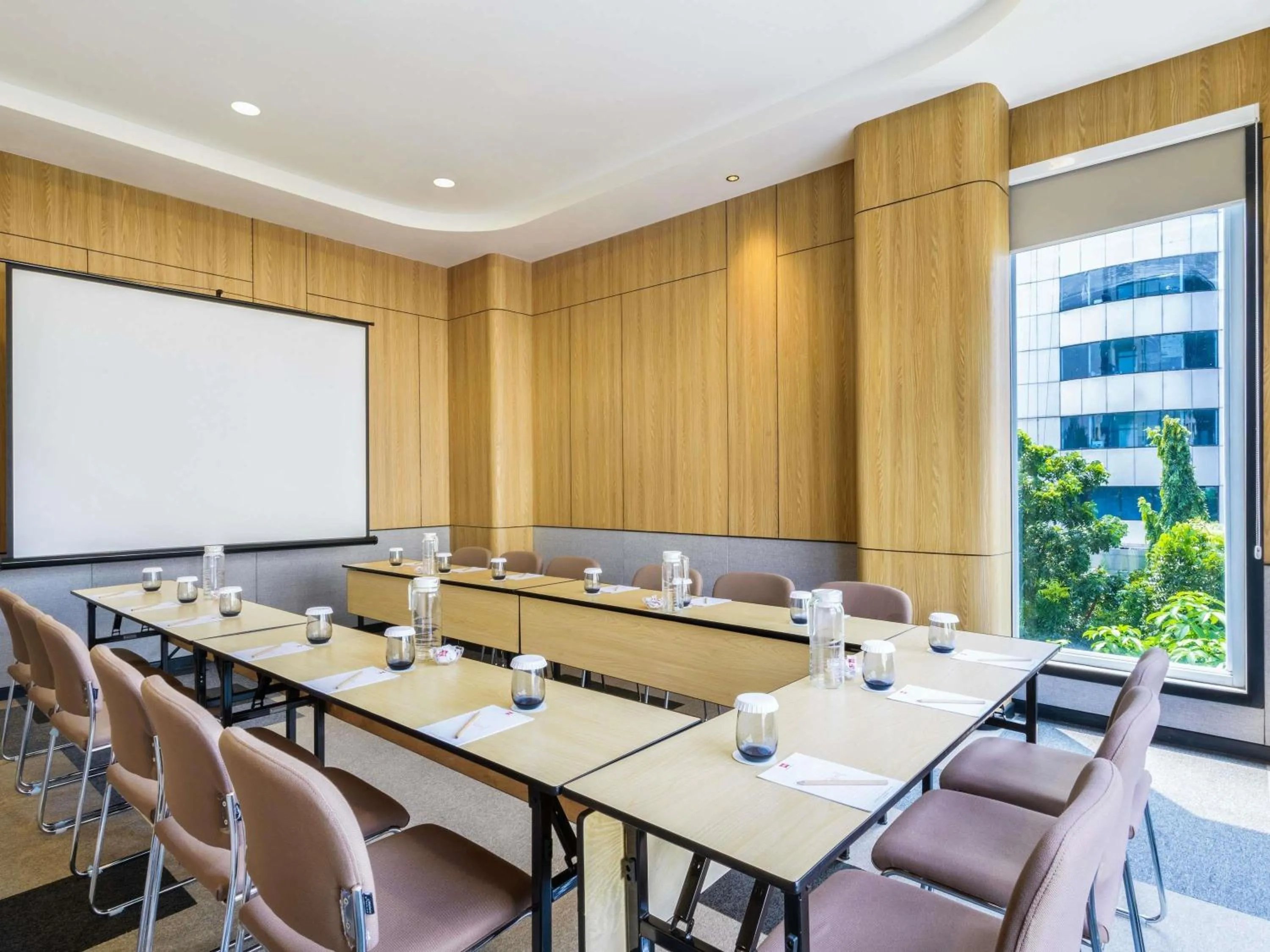 Meeting/conference room in ibis Jakarta Raden Saleh