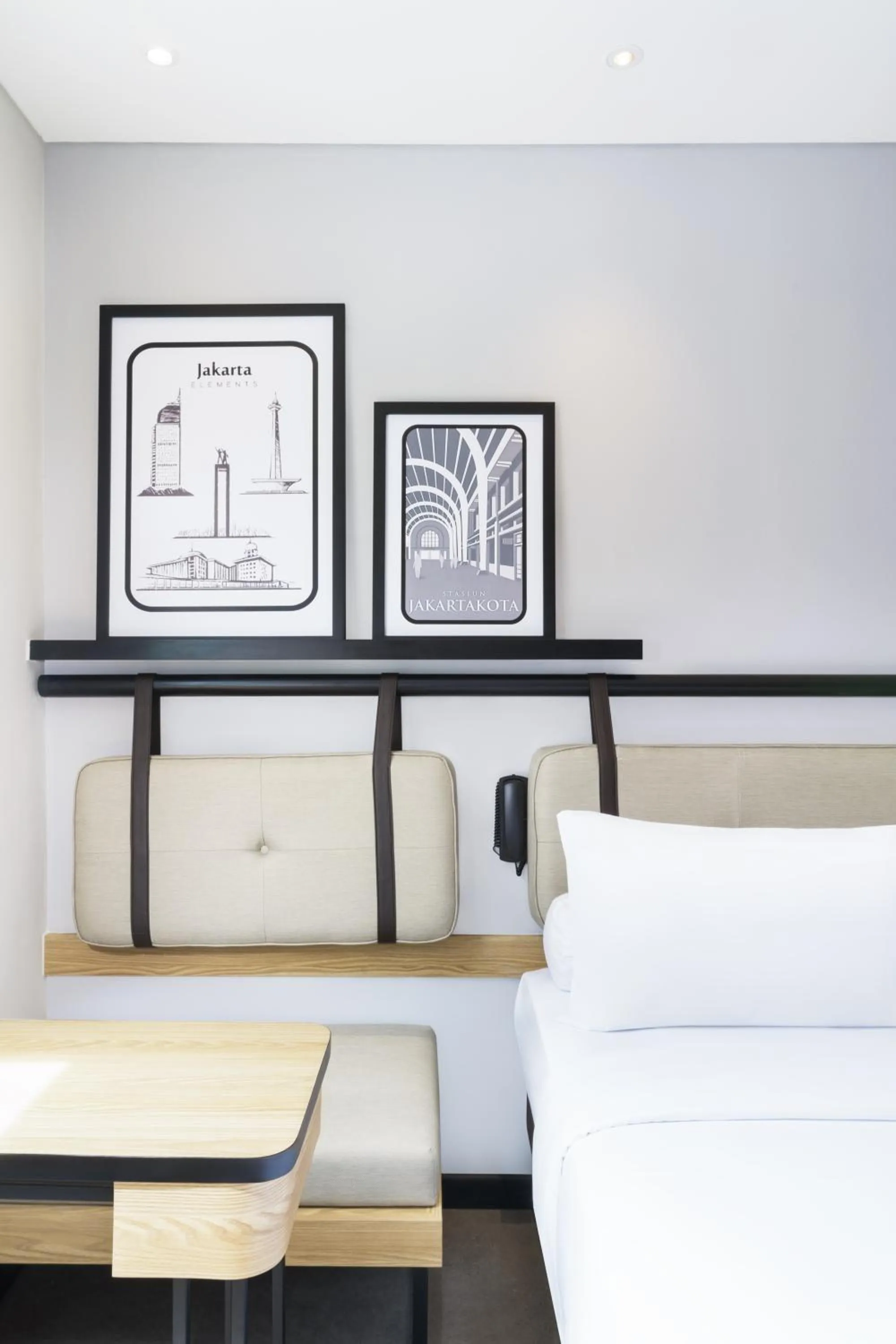 Decorative detail, Bed in ibis Jakarta Raden Saleh