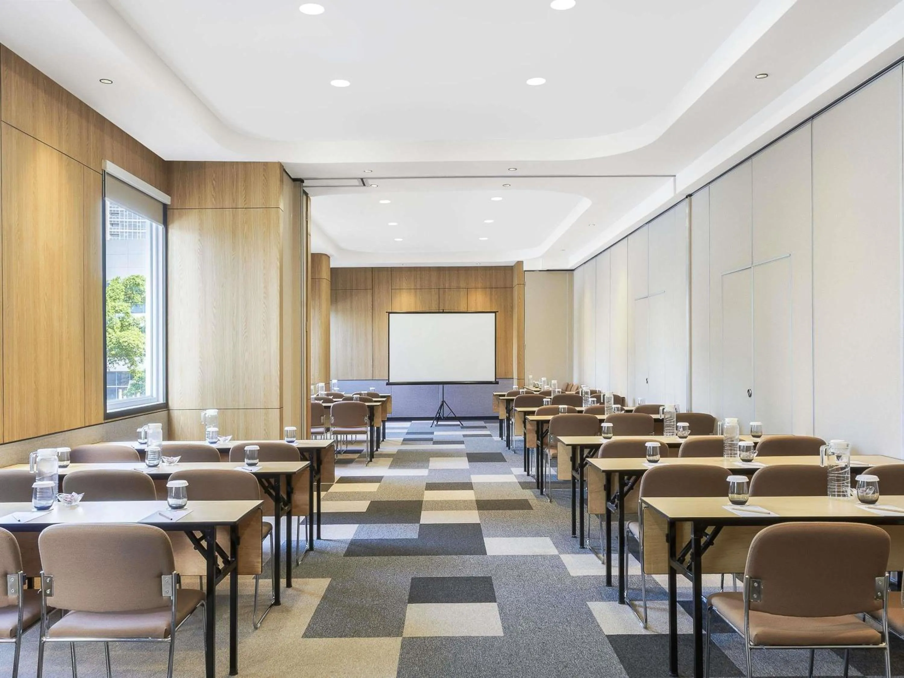 Meeting/conference room in ibis Jakarta Raden Saleh