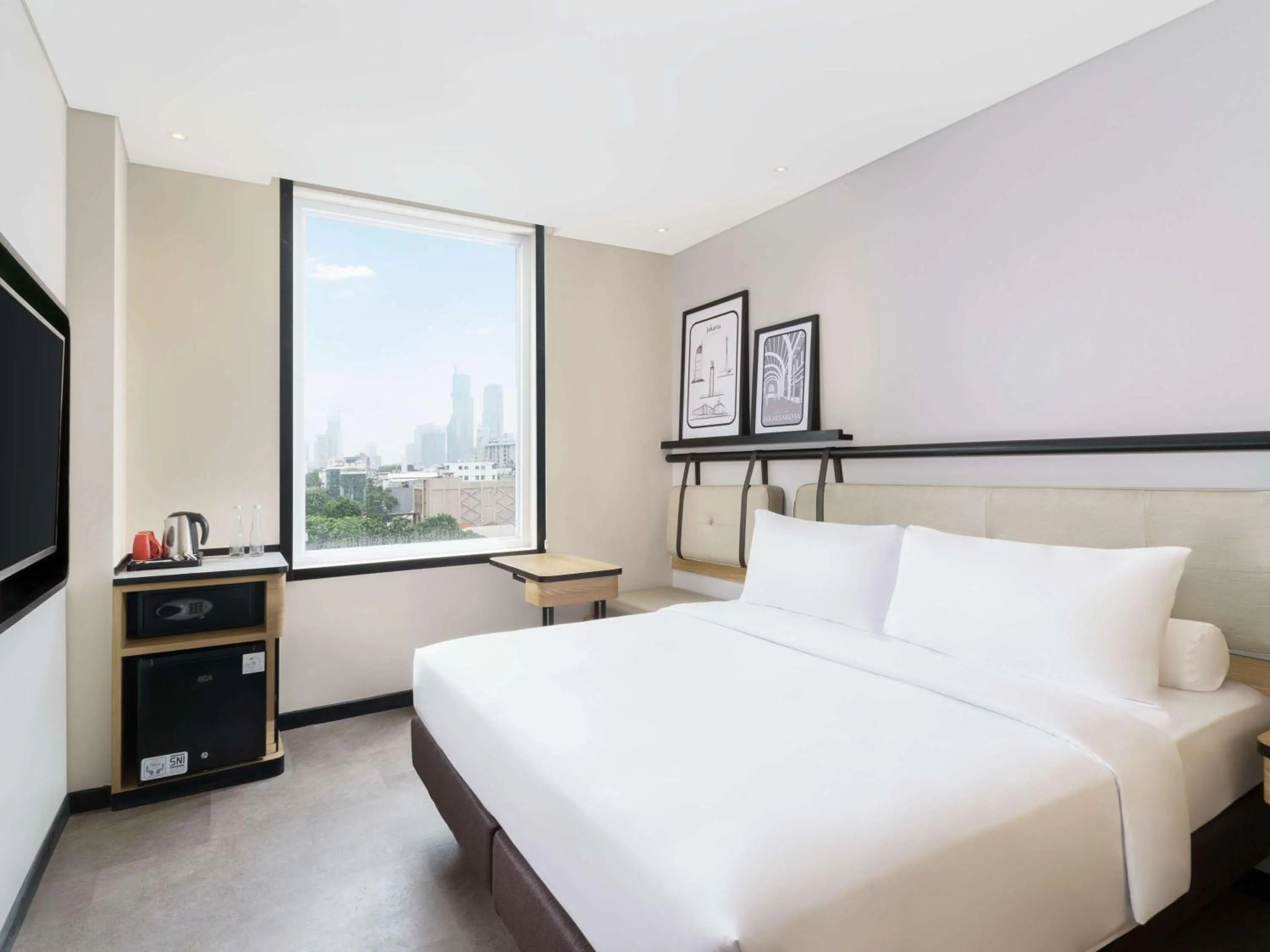 Standard Double Room in ibis Jakarta Raden Saleh