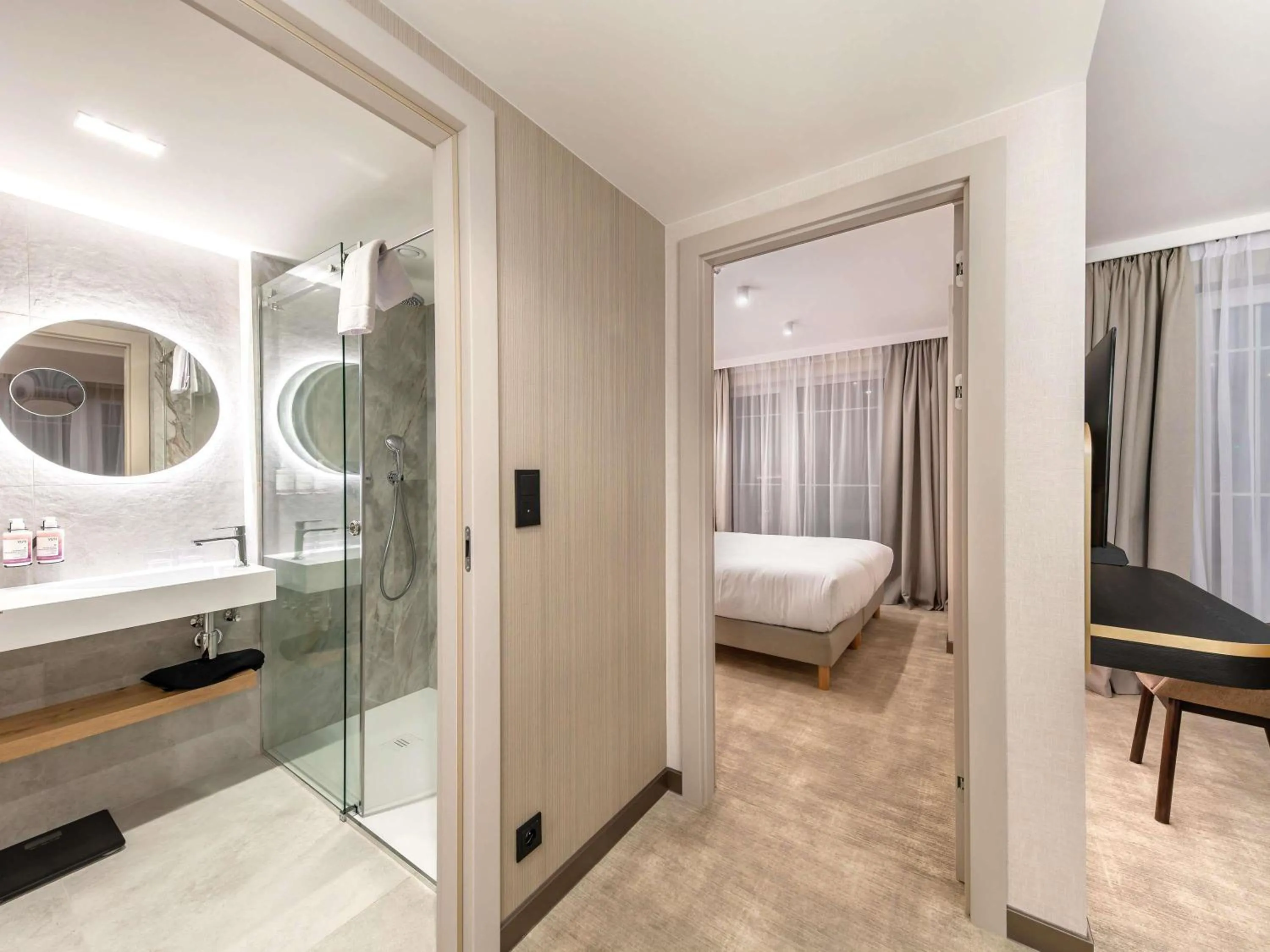 Bedroom, Bed in Mövenpick Resort & Spa Karpacz