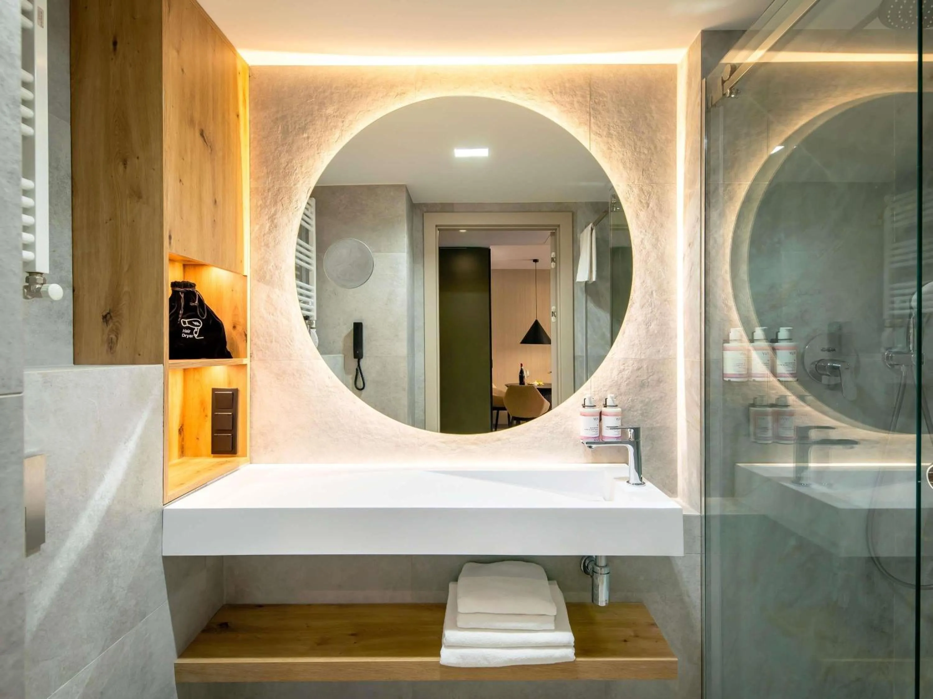 Photo of the whole room in Mövenpick Resort & Spa Karpacz