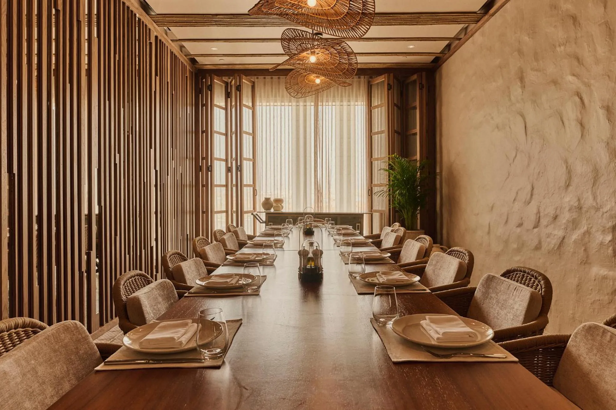 Restaurant/places to eat in Novotel Riyadh Sahafa