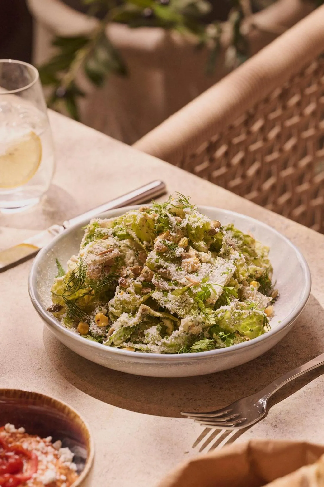 Restaurant/places to eat in Novotel Riyadh Sahafa