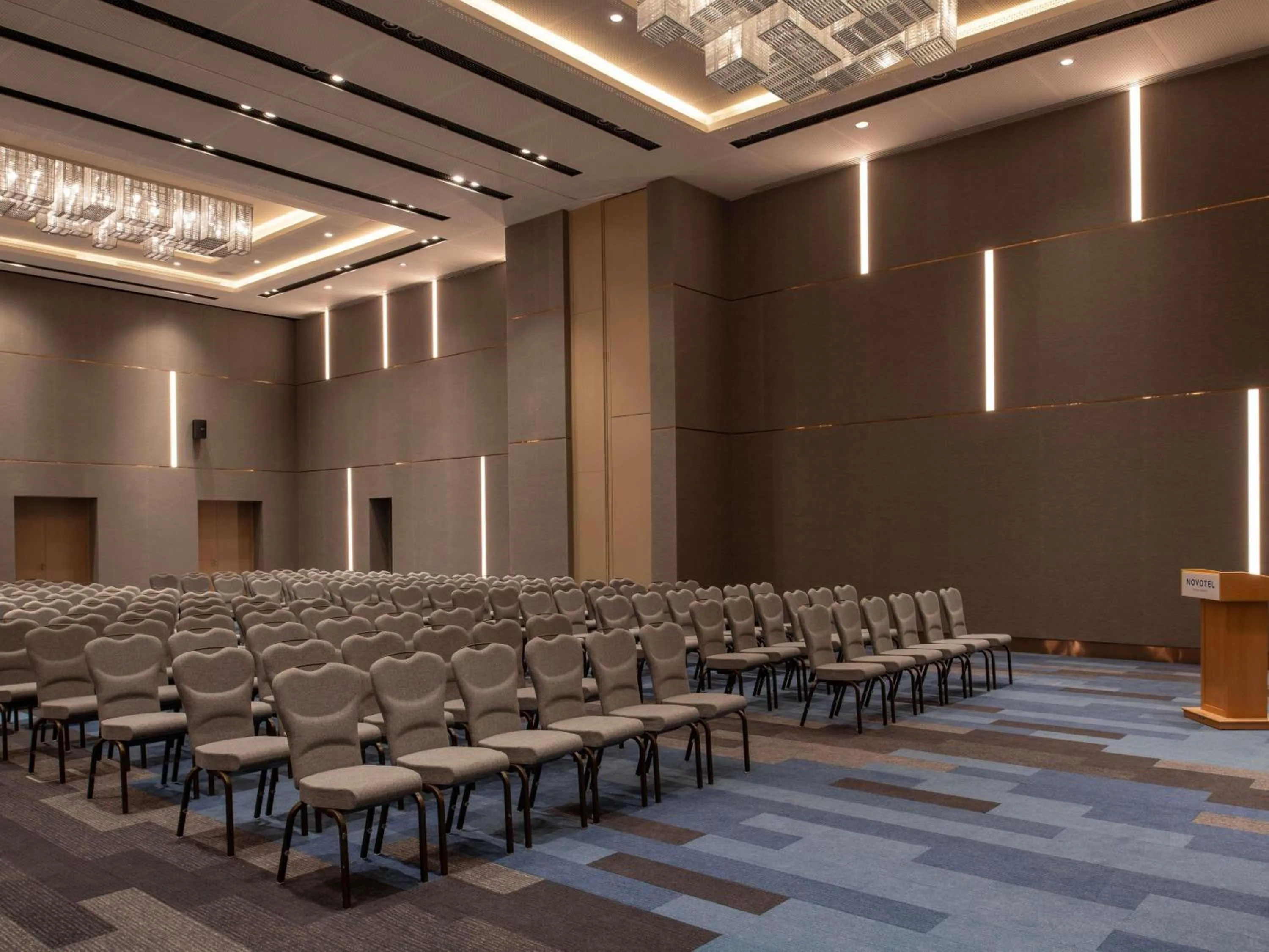 Meeting/conference room in Novotel Riyadh Sahafa