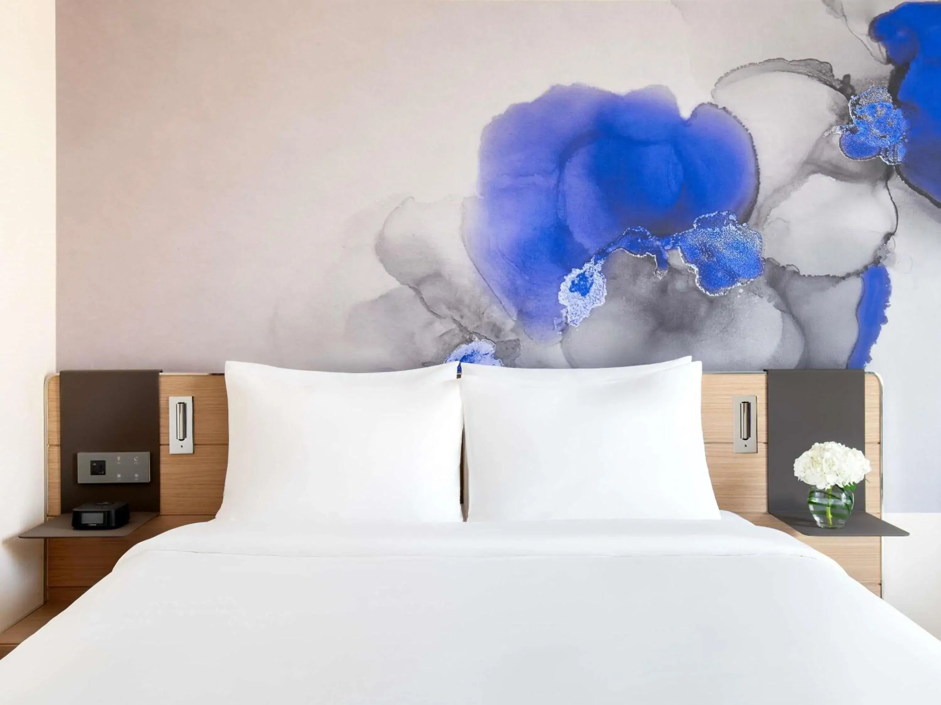 Superior Double Room with City Side - Mobility Accessible in Novotel Riyadh Sahafa Superior Double Room with City Side - Mobility Accessible in Novotel Riyadh Sahafa