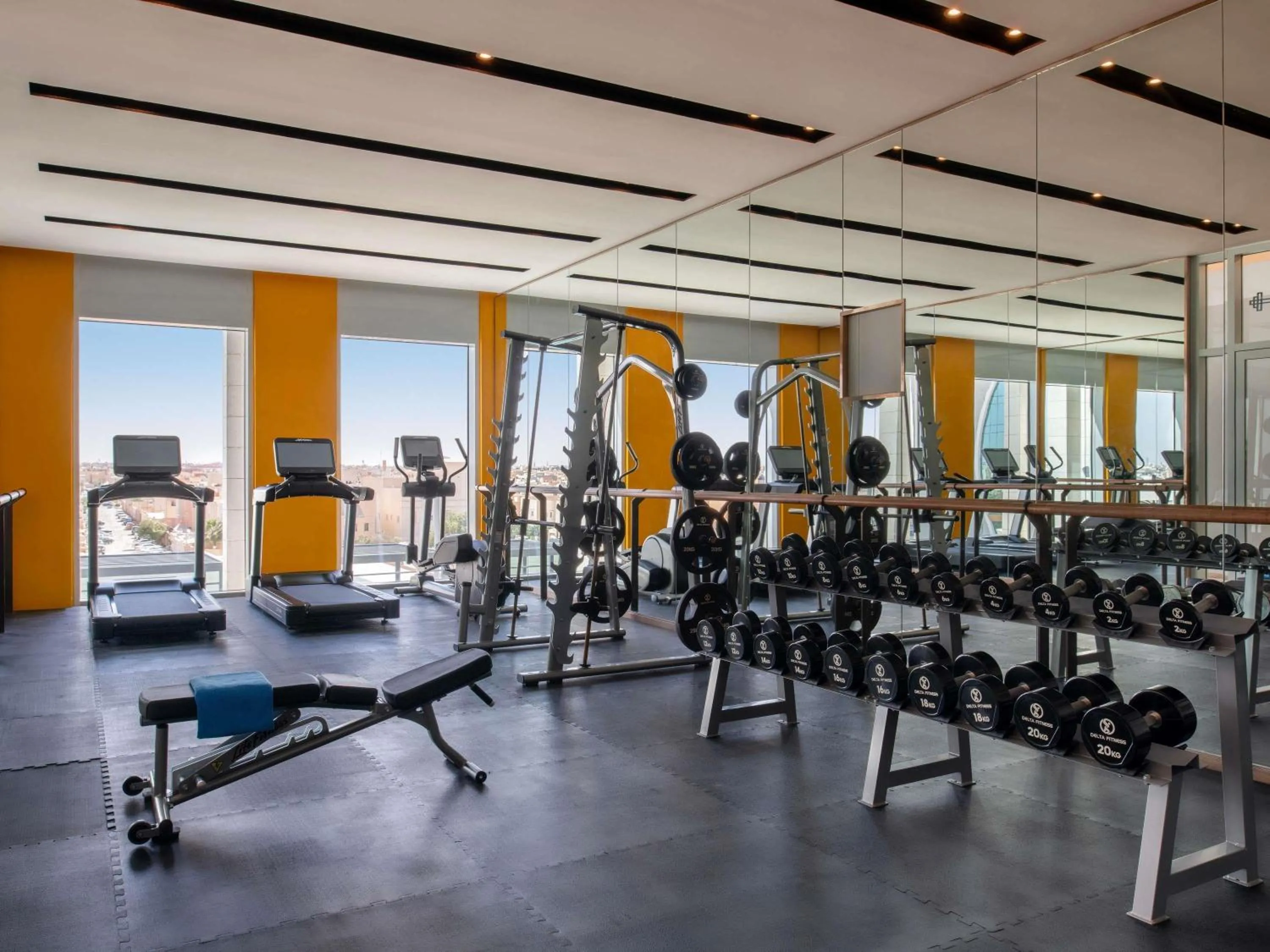 Fitness centre/facilities in Novotel Riyadh Sahafa