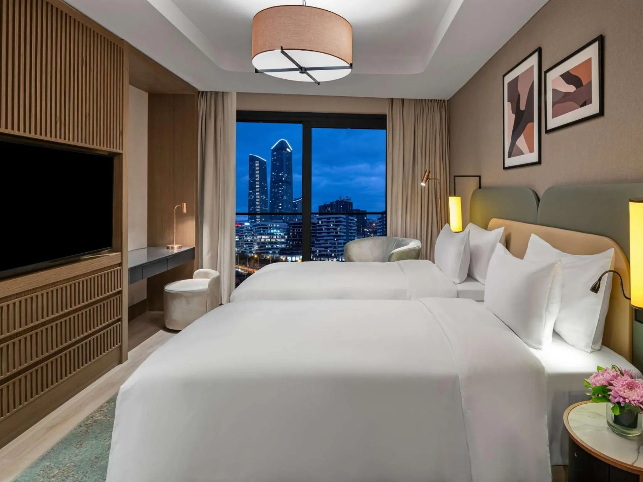 Bedroom, Bed in Mövenpick Living Istanbul Saklivadi