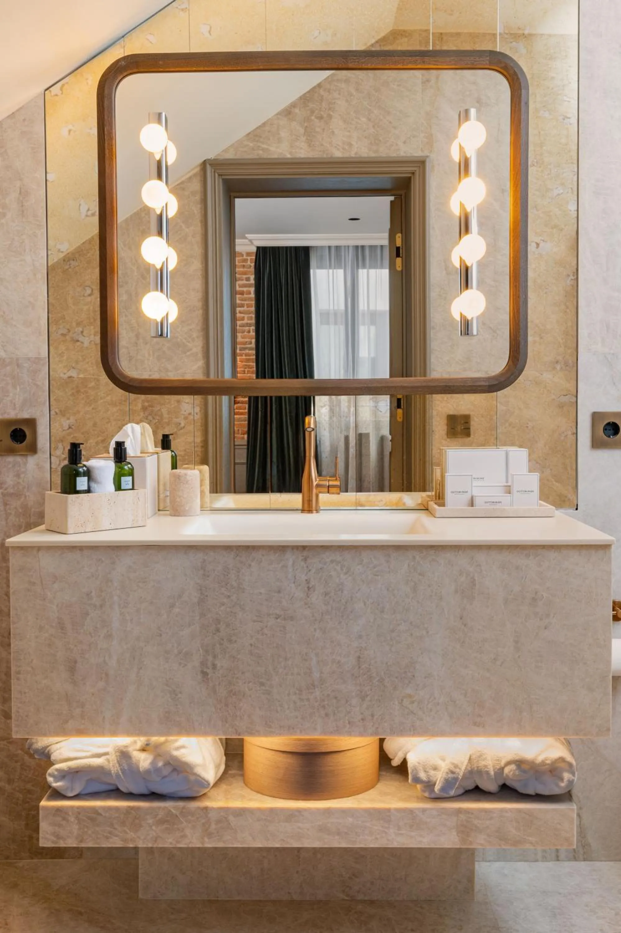 Casa Faraona Luxury Residences