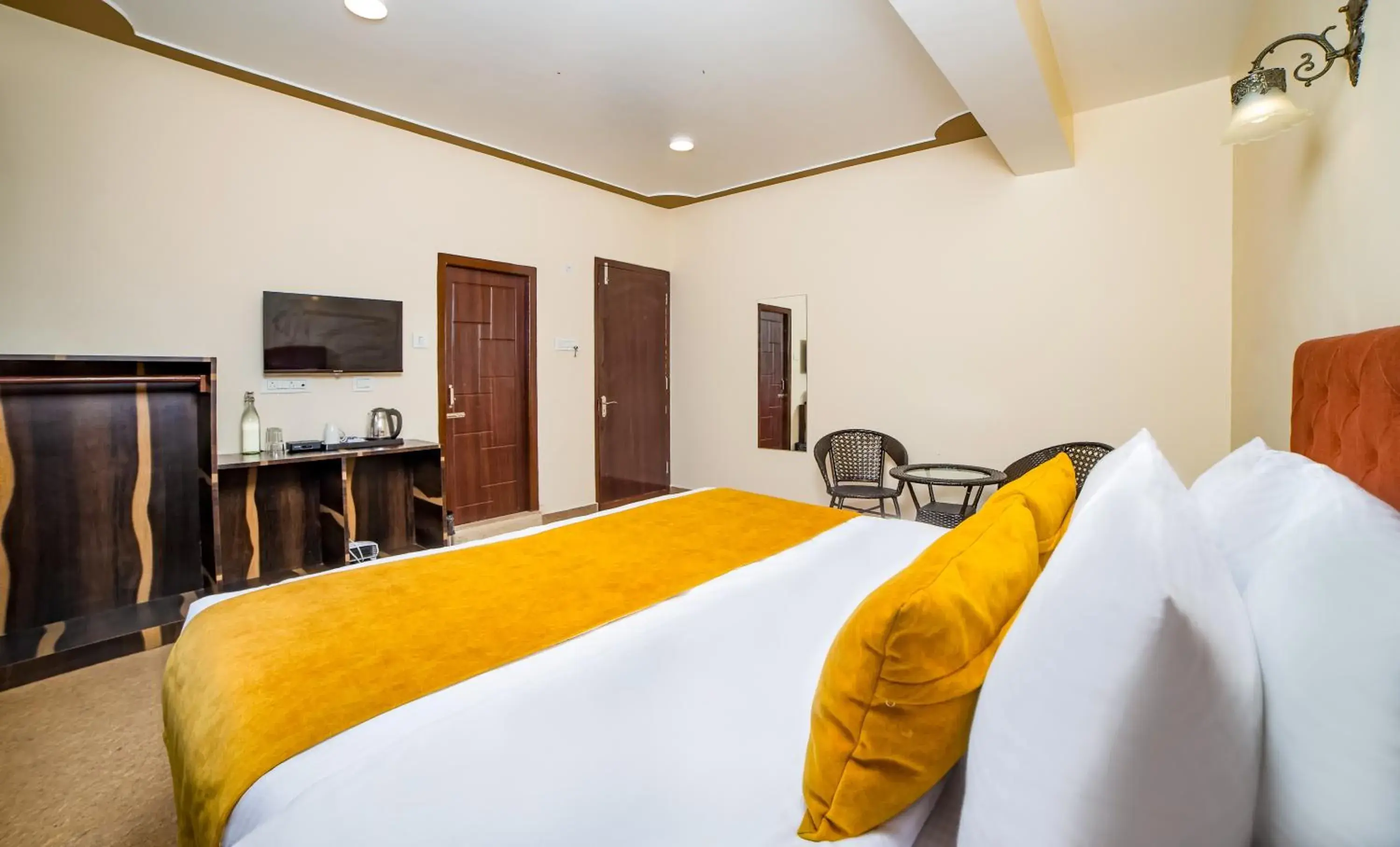 Deluxe Double Room in Sumitel Sonam Lachung Deluxe Double Room in Sumitel Sonam Lachung