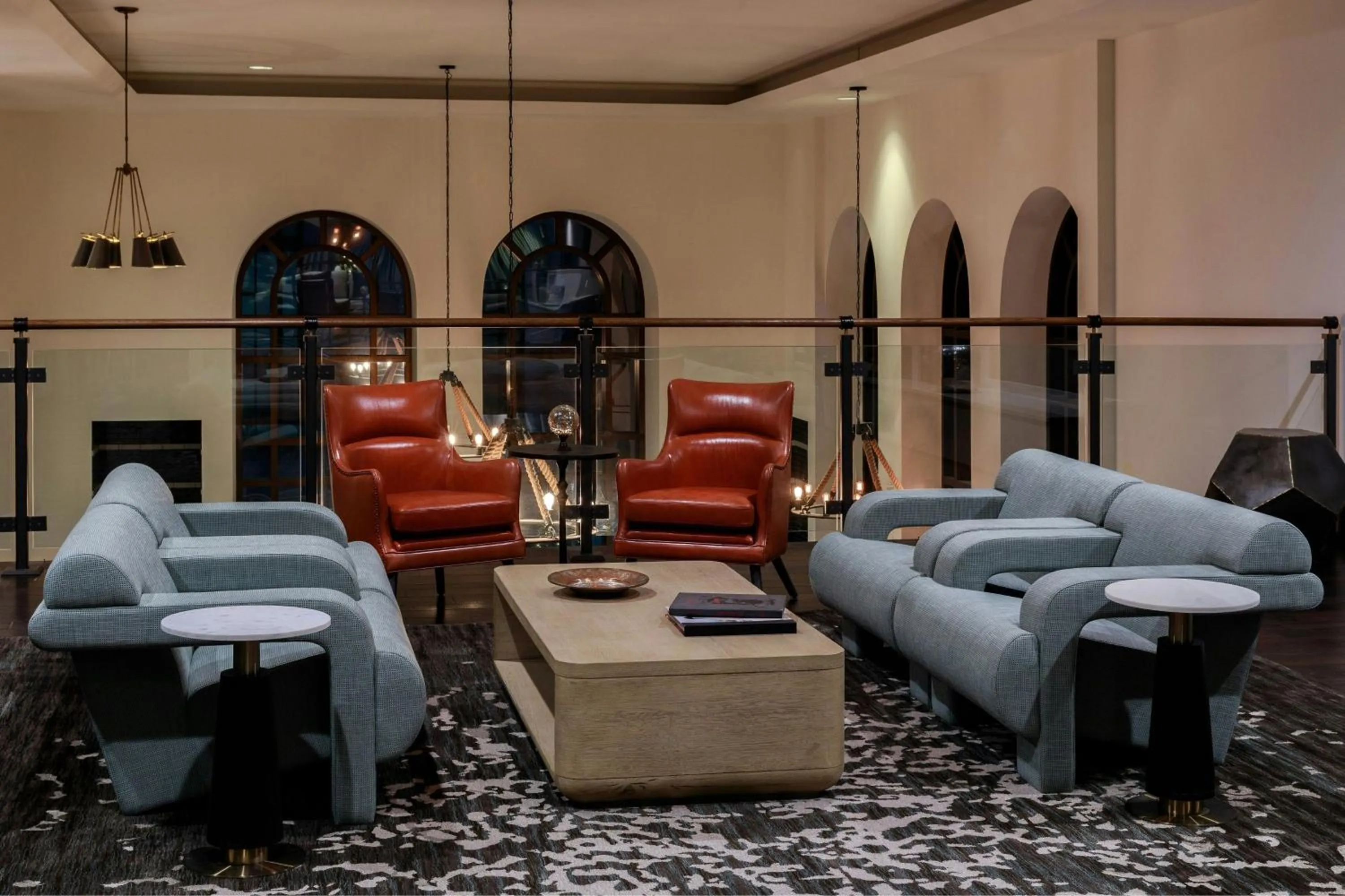 Lounge or bar in Renaissance Allentown Hotel