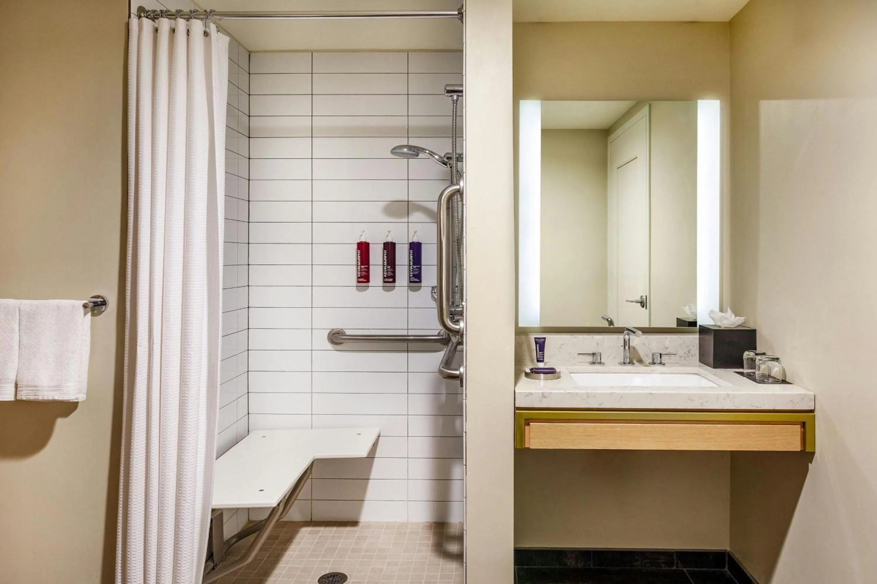 Bathroom in Renaissance Allentown Hotel