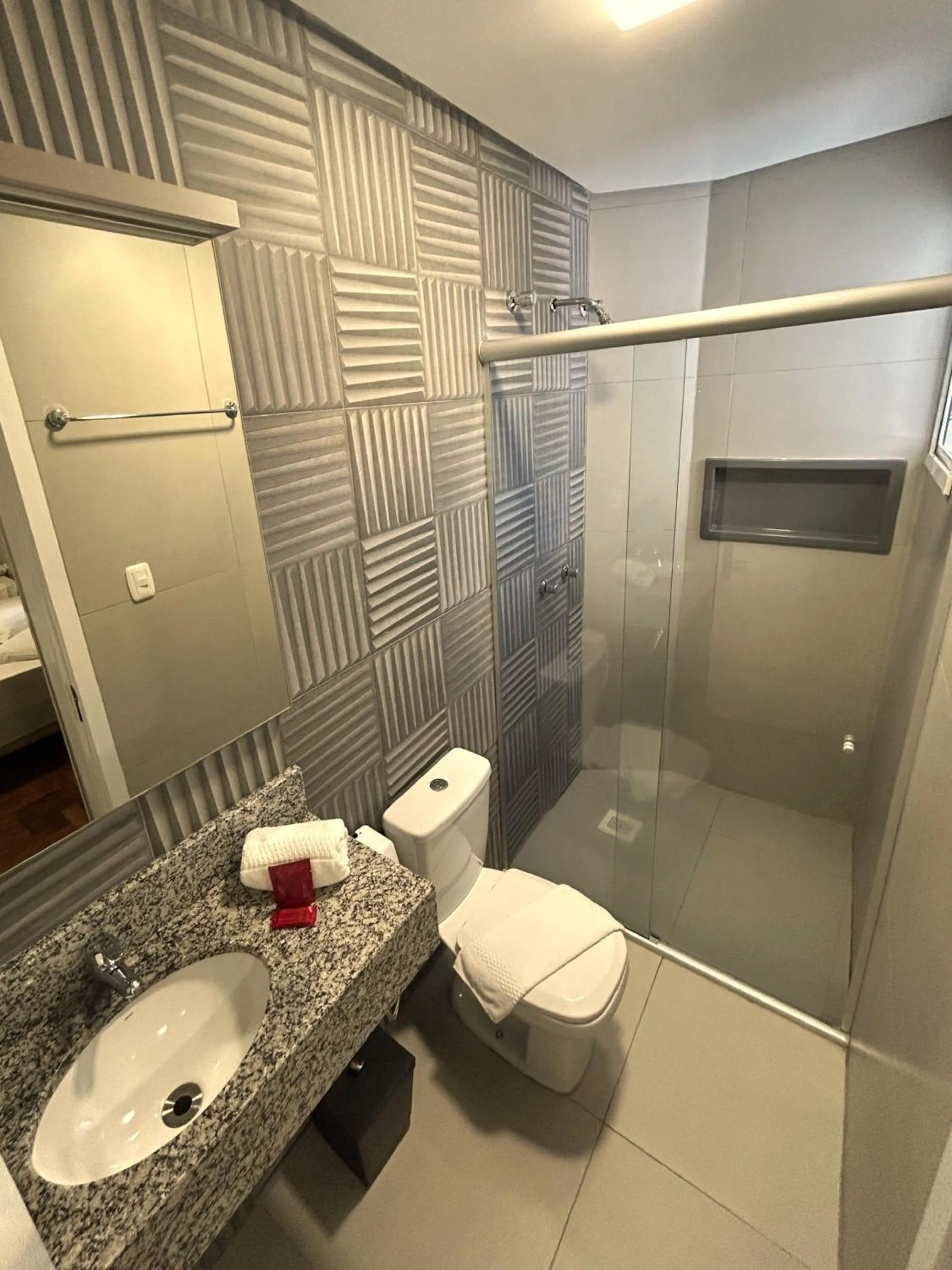 Shower in Hotel Locatelli