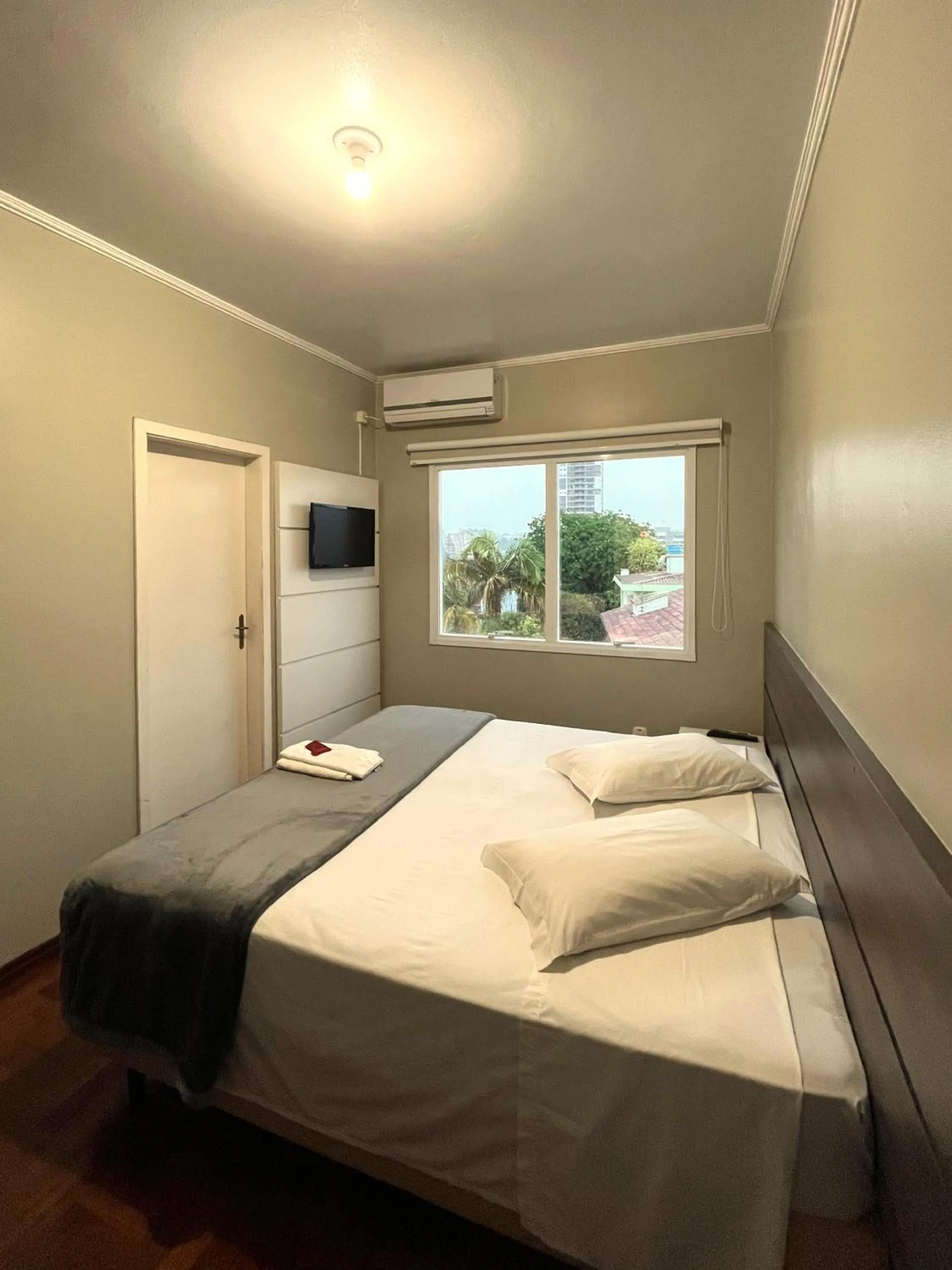 Bed in Hotel Locatelli