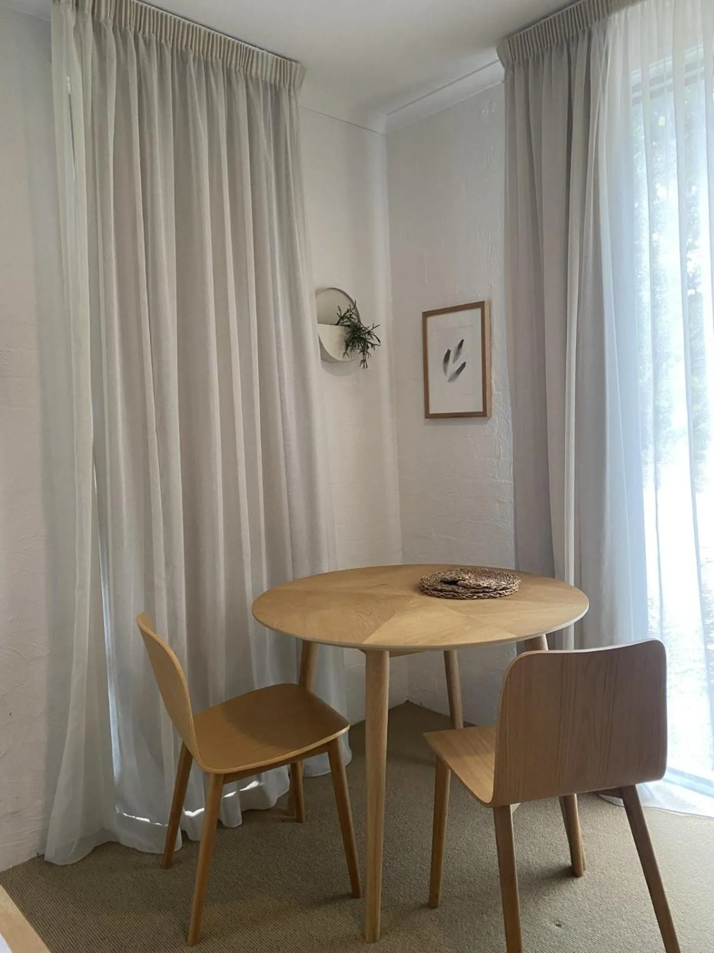 Dining area in Lorne Surf Apartments