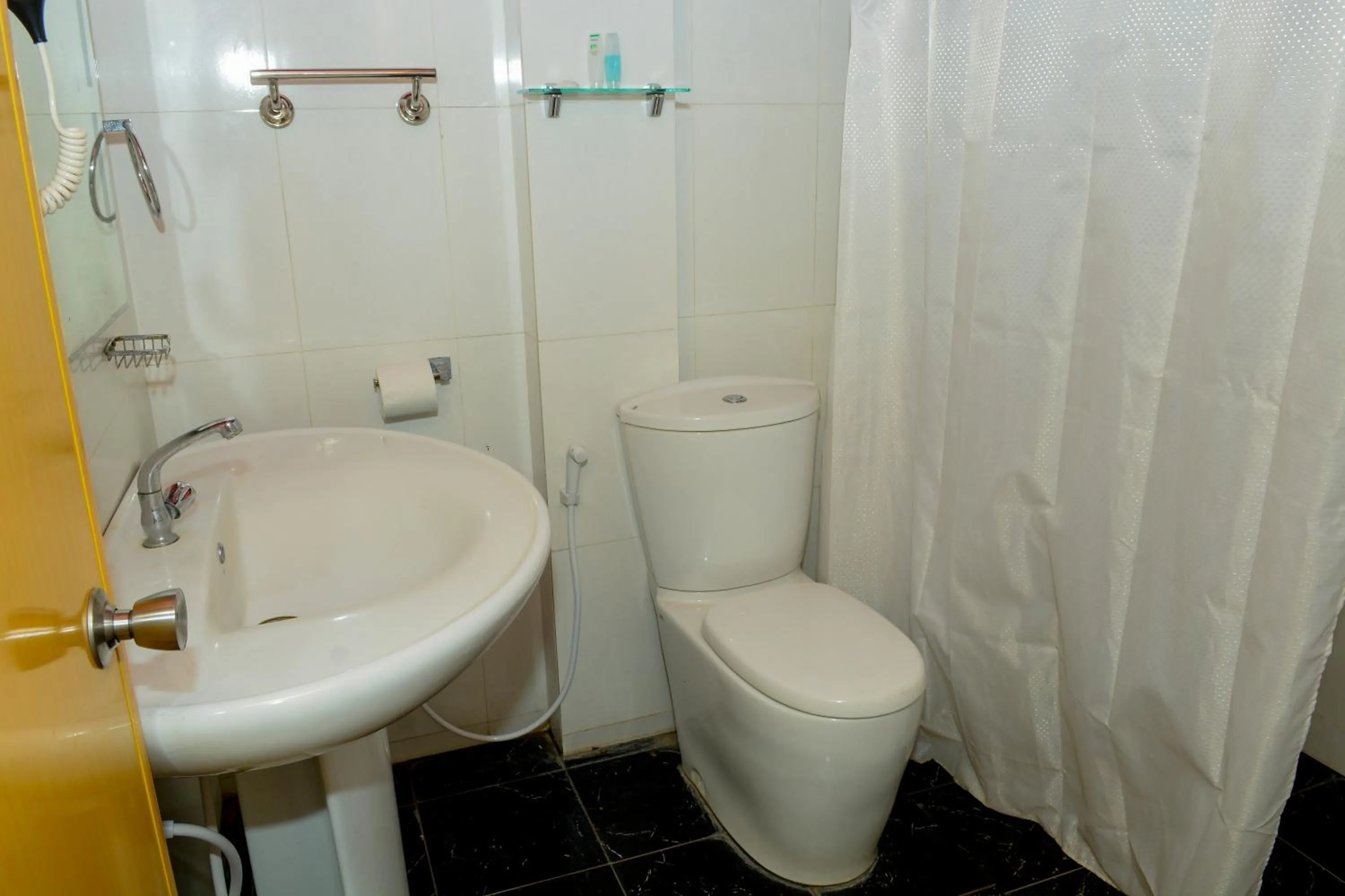 Bathroom in Villa Hotel