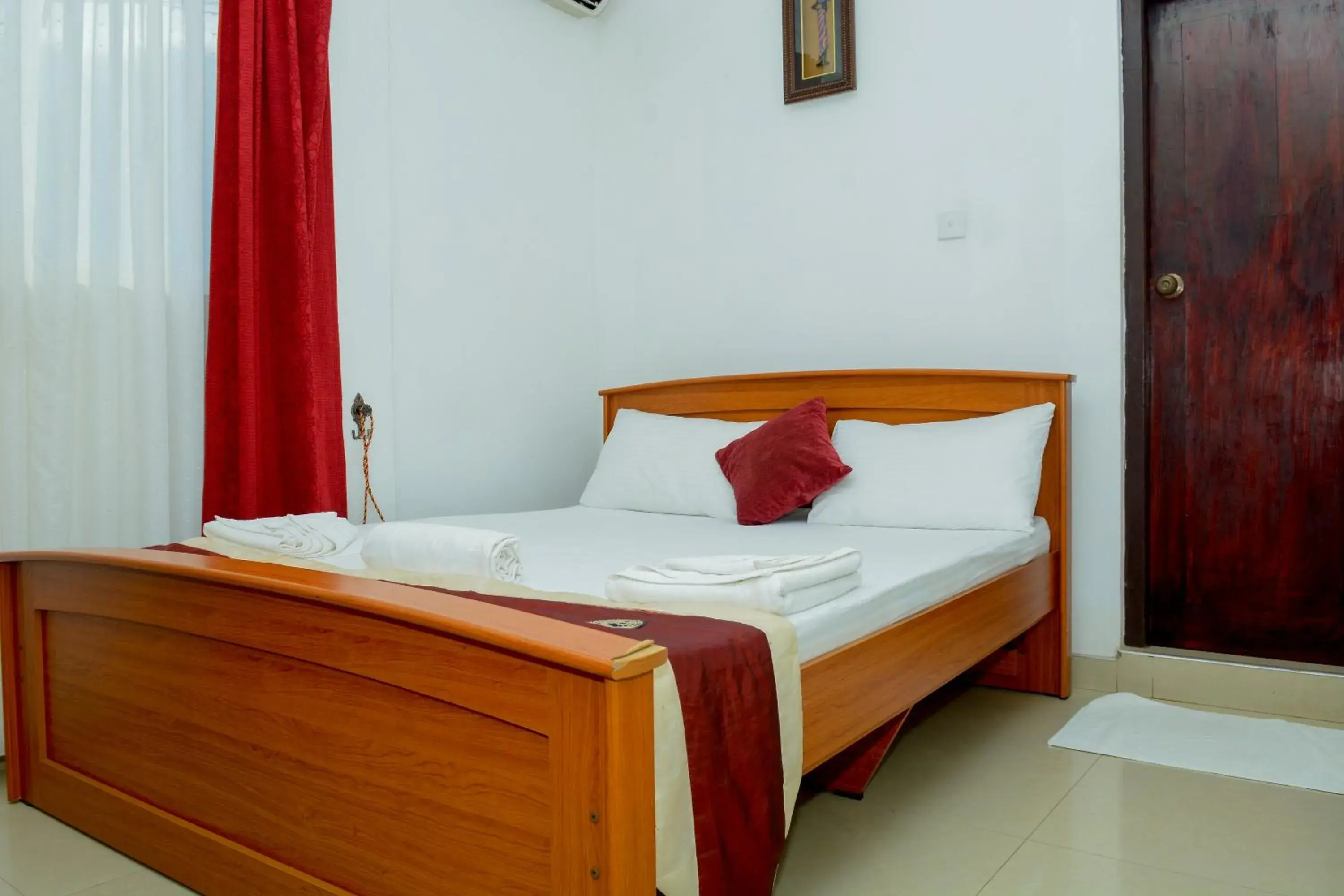 Standard Double Room - single occupancy in Villa Hotel Standard Double Room - single occupancy in Villa Hotel