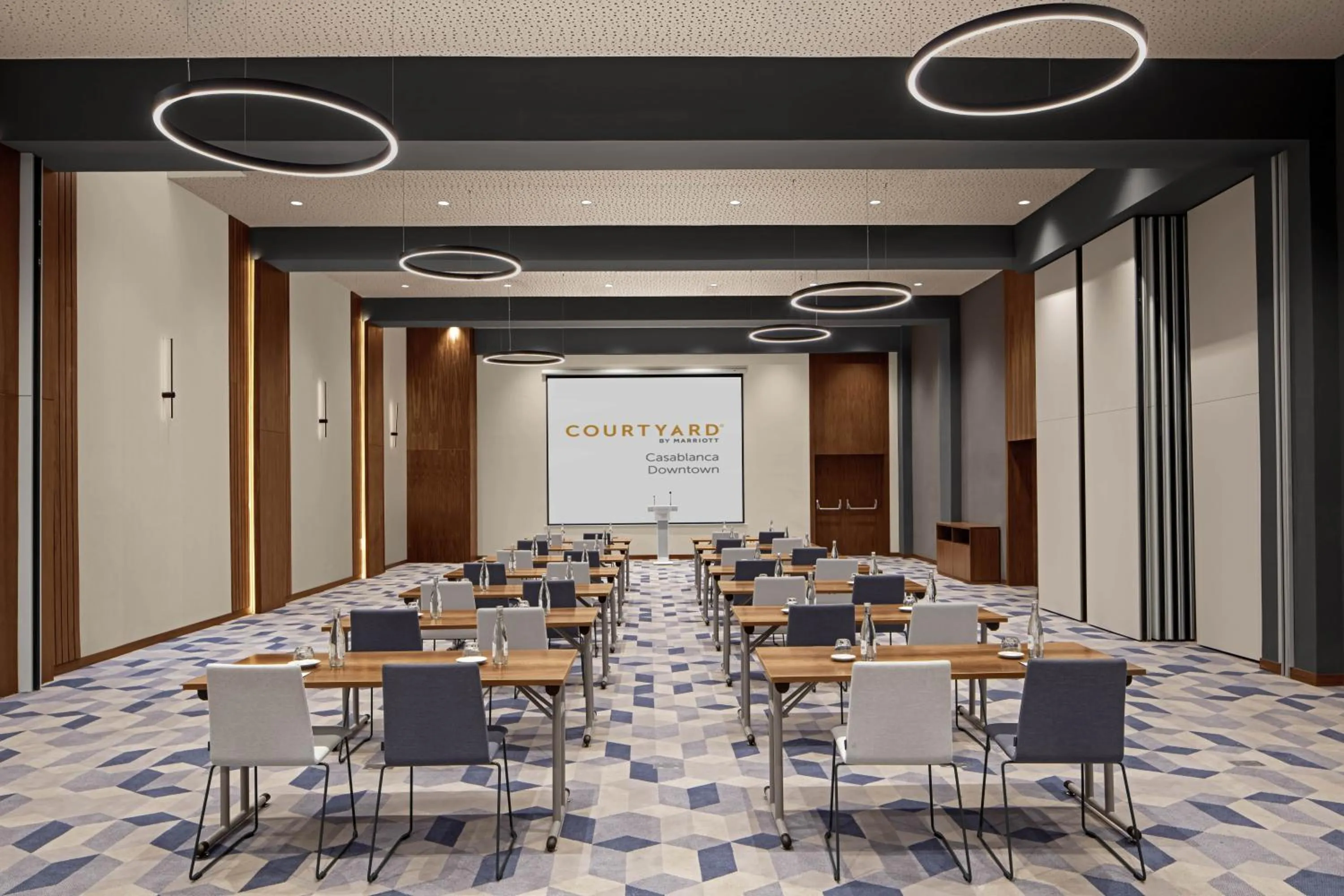 Seating area in Courtyard by Marriott Casablanca Downtown