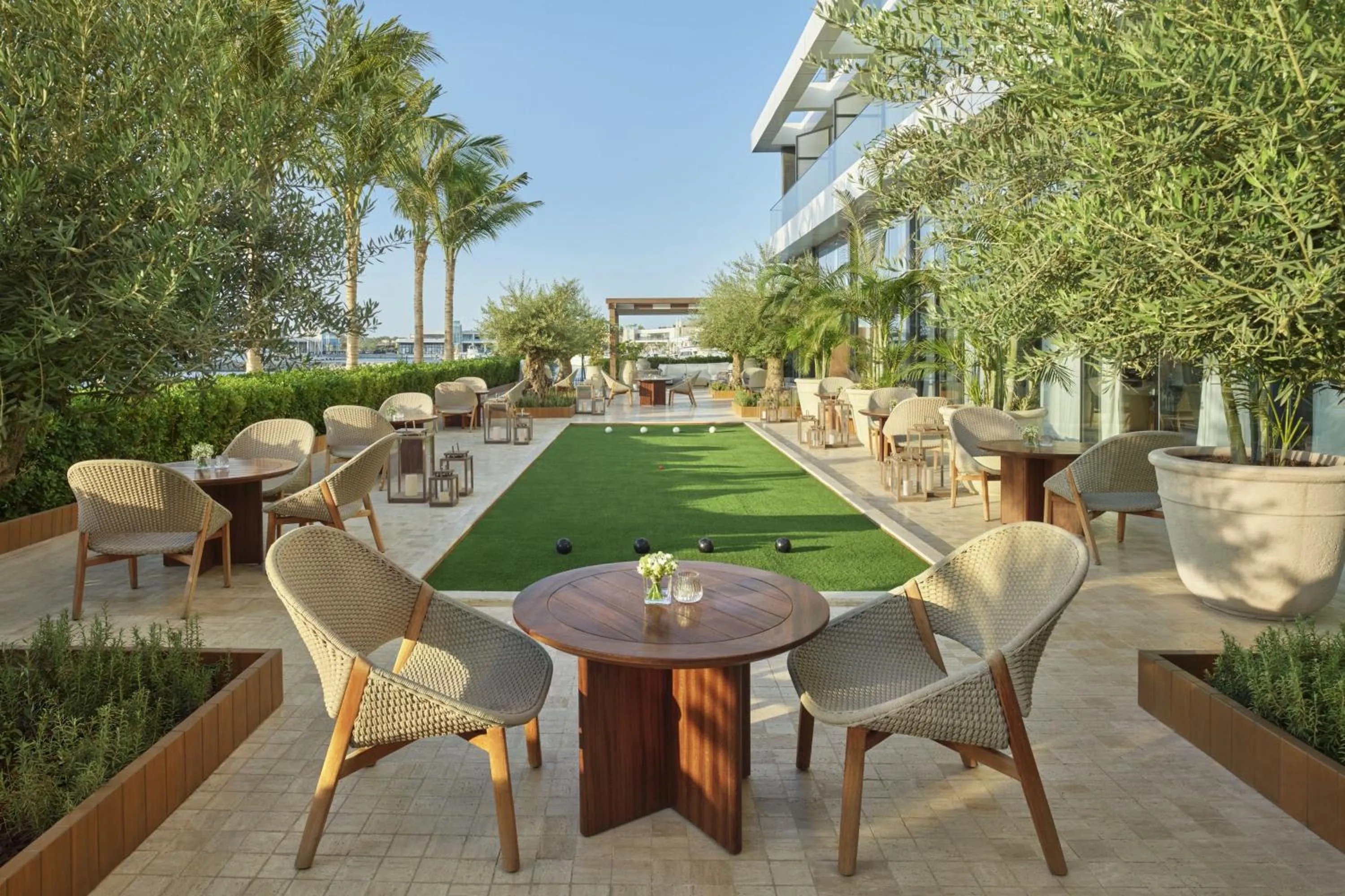 Lobby or reception in The Jeddah EDITION