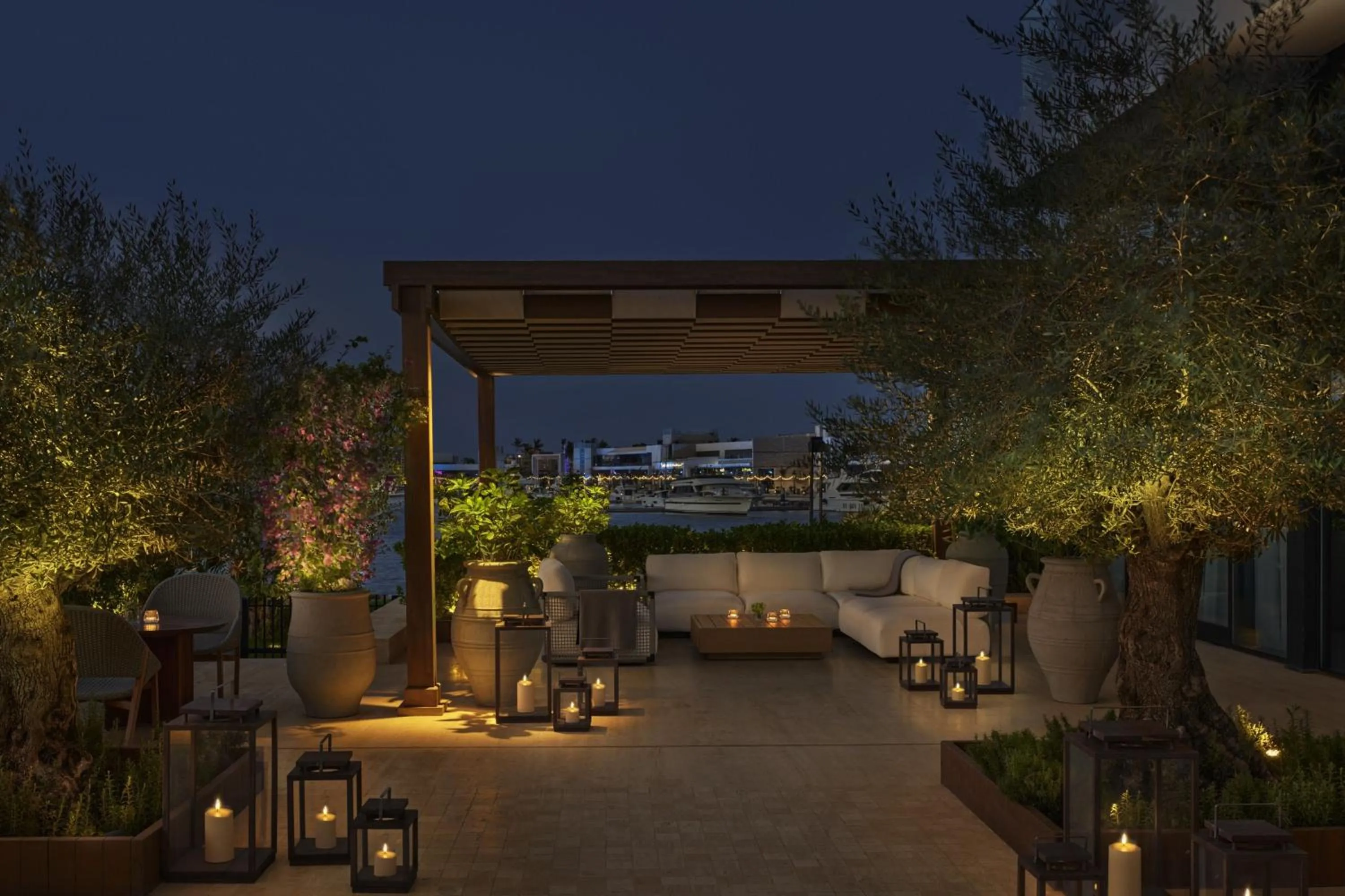 Lobby or reception in The Jeddah EDITION