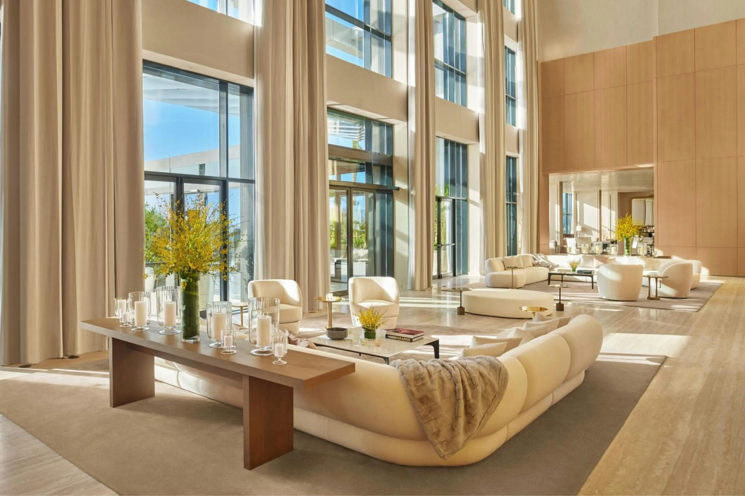 Lobby or reception in The Jeddah EDITION