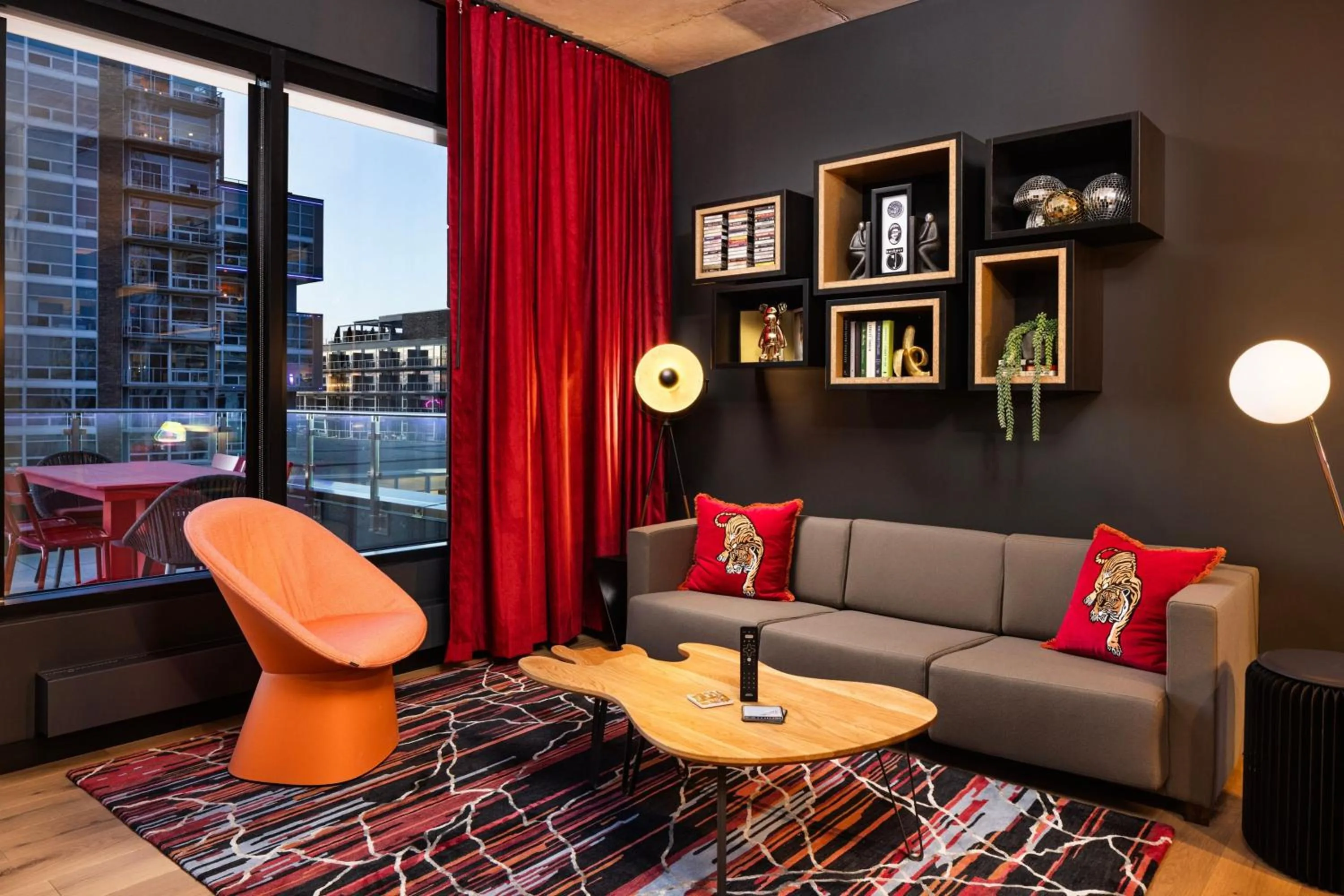 Photo of the whole room in Moxy Madison Downtown