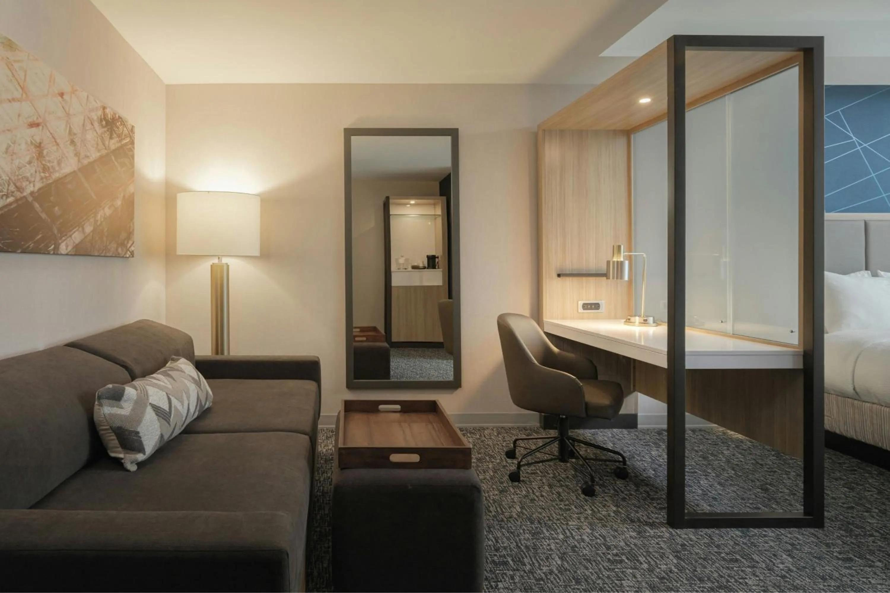 Living room, Bed in SpringHill Suites by Marriott Tampa Downtown