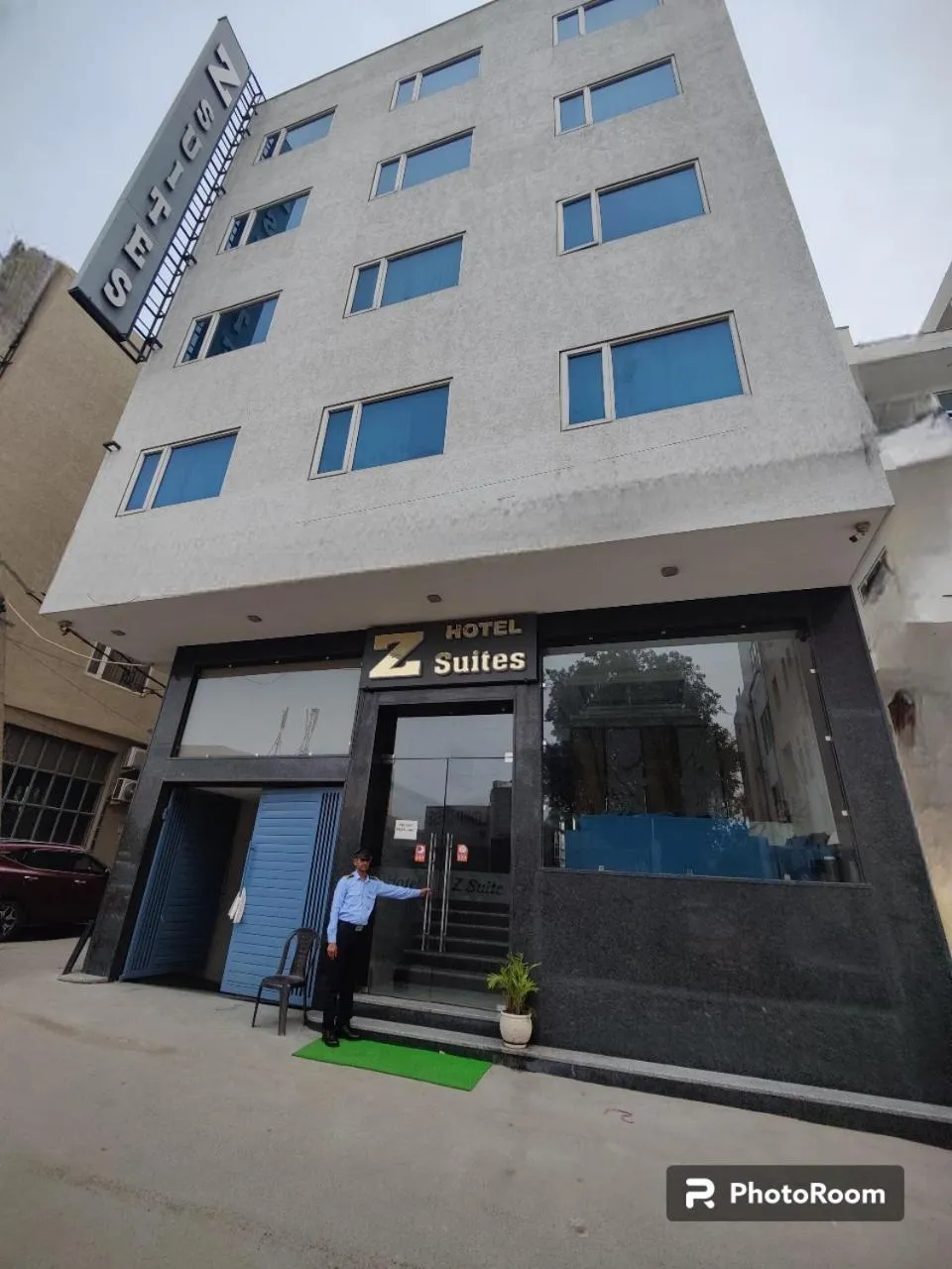 Property building in Hotel Z Suites with FREE Airport Drop
