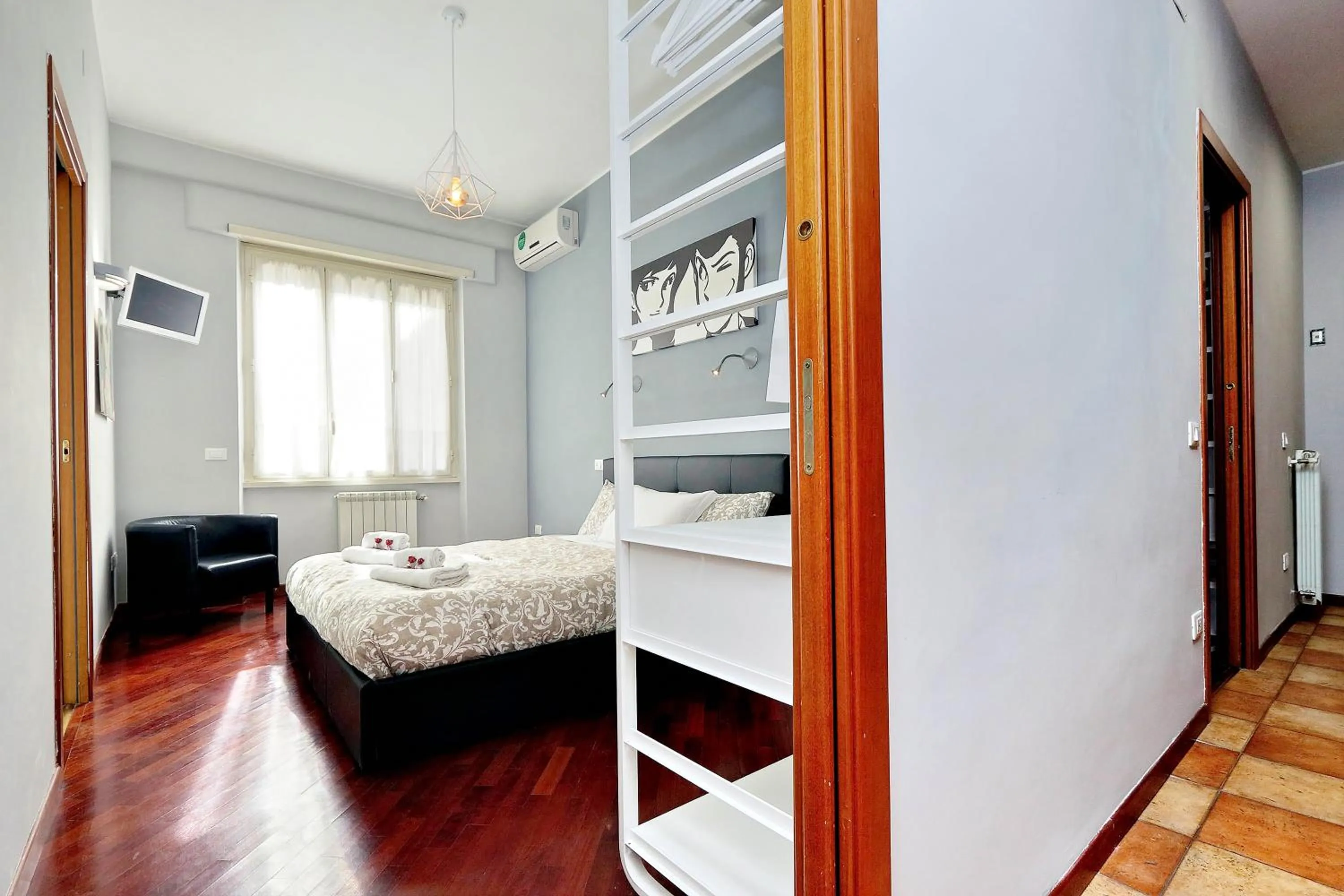 Bed in Sapphire Apartment