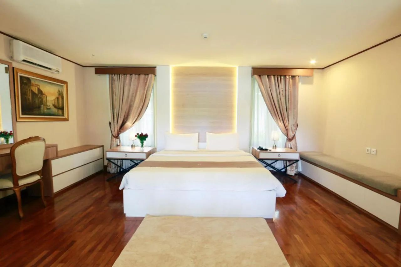 Bedroom, Bed in R Hotel Rancamaya