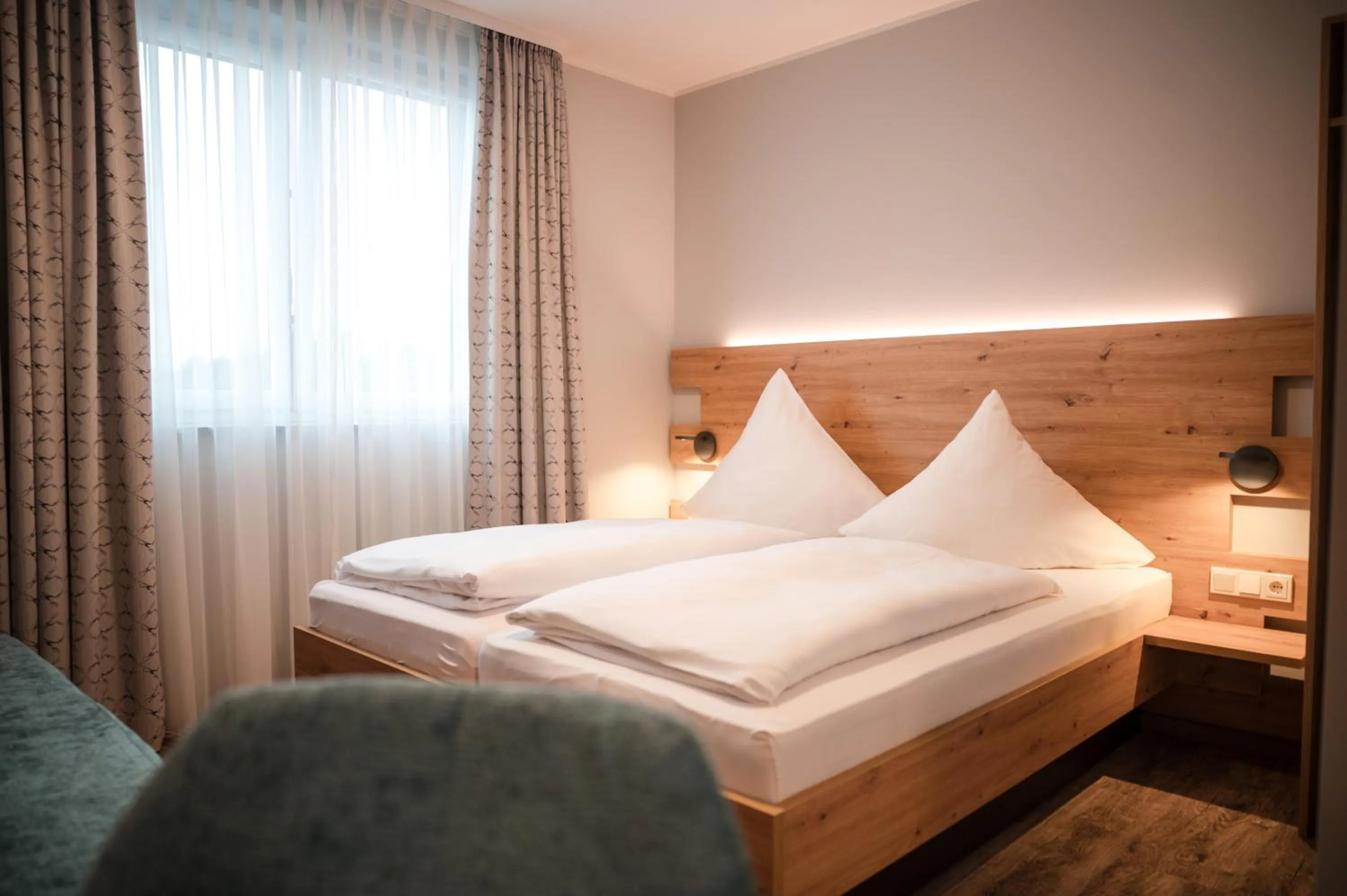 Photo of the whole room, Bed in Gasthaus Stroh