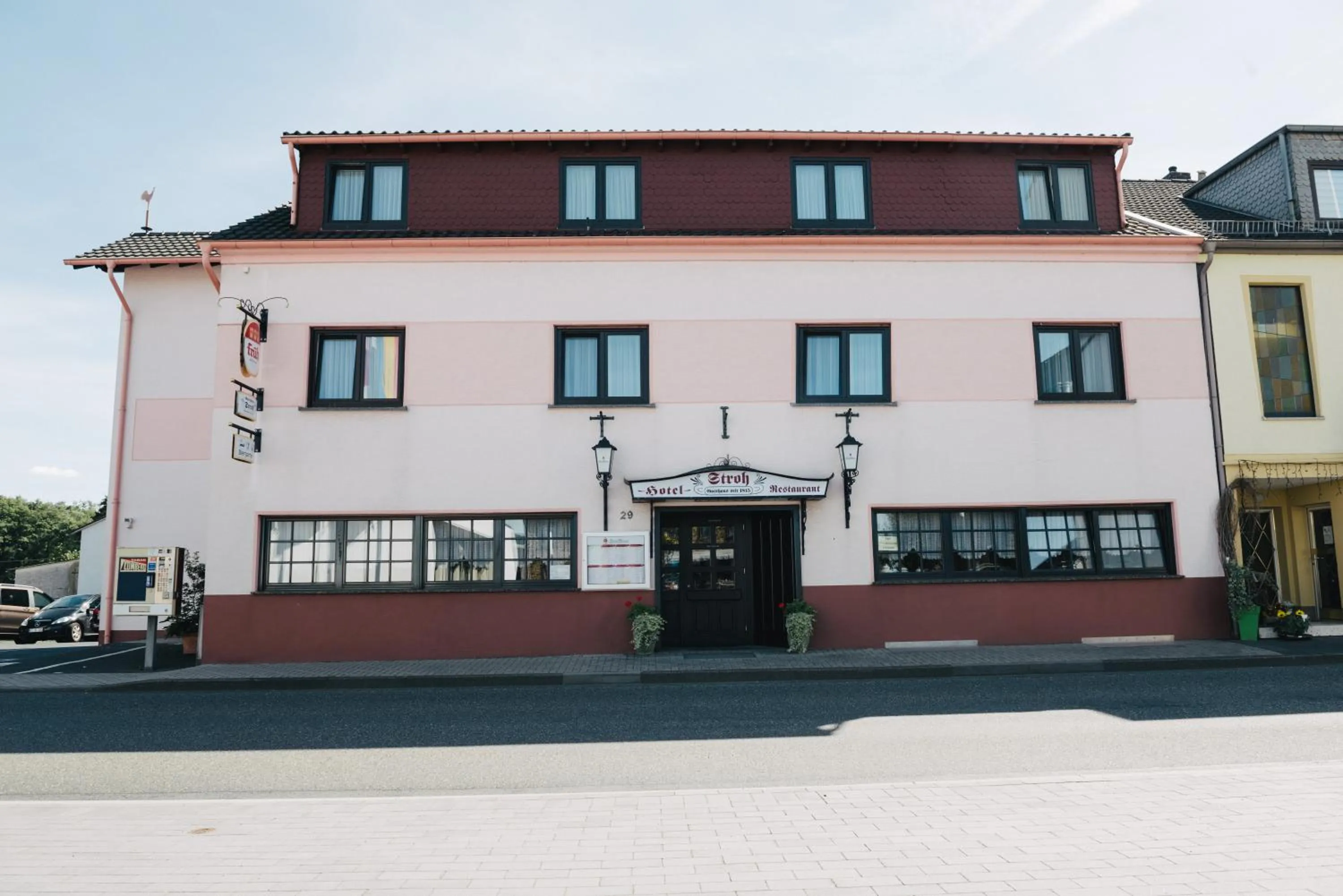 Facade/entrance in Gasthaus Stroh