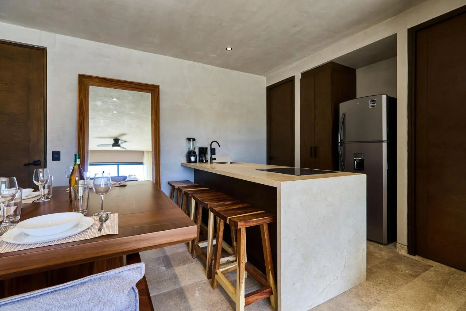 Kitchen or kitchenette in Bakal Residence By Lockey