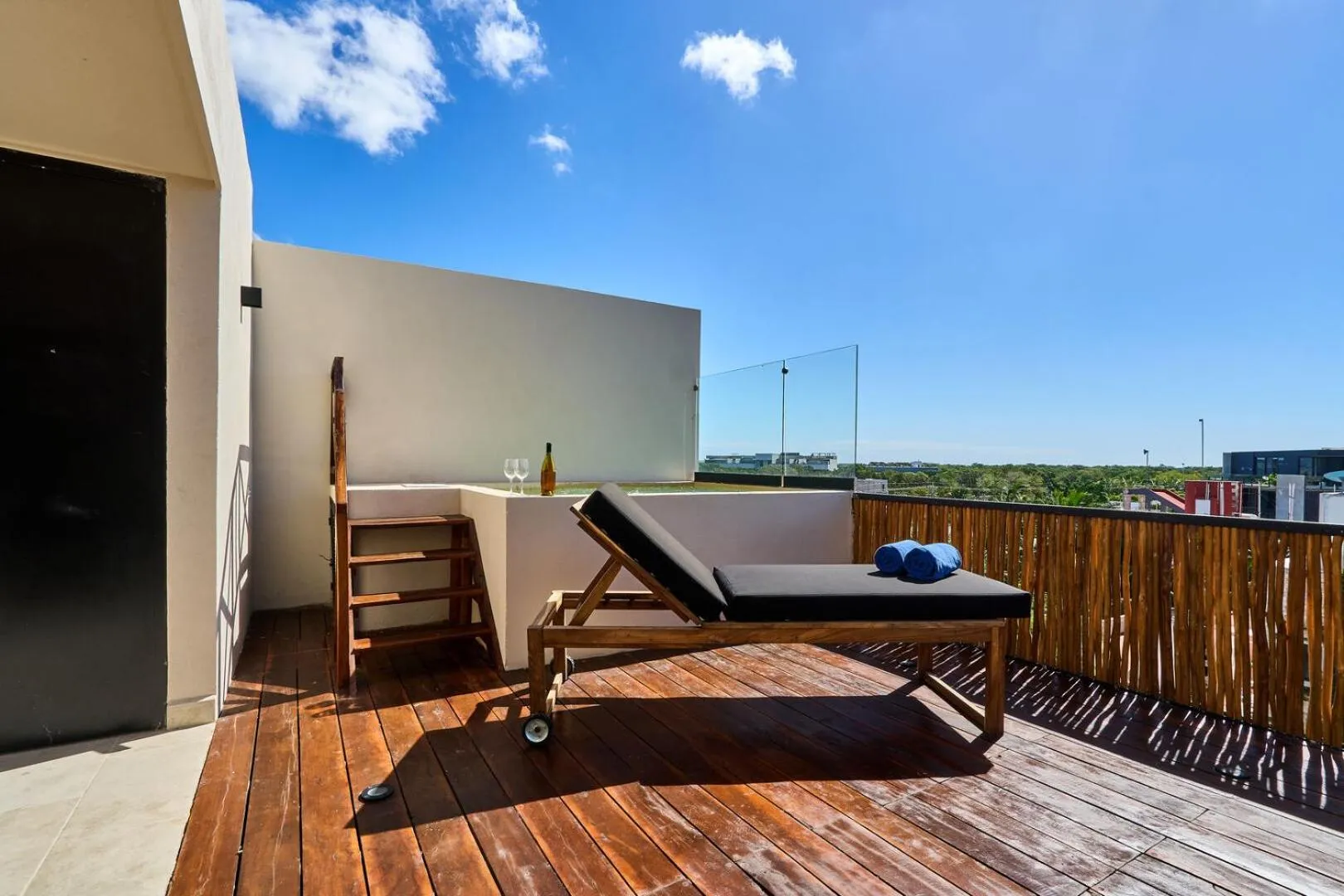 Patio in Bakal Residence By Lockey