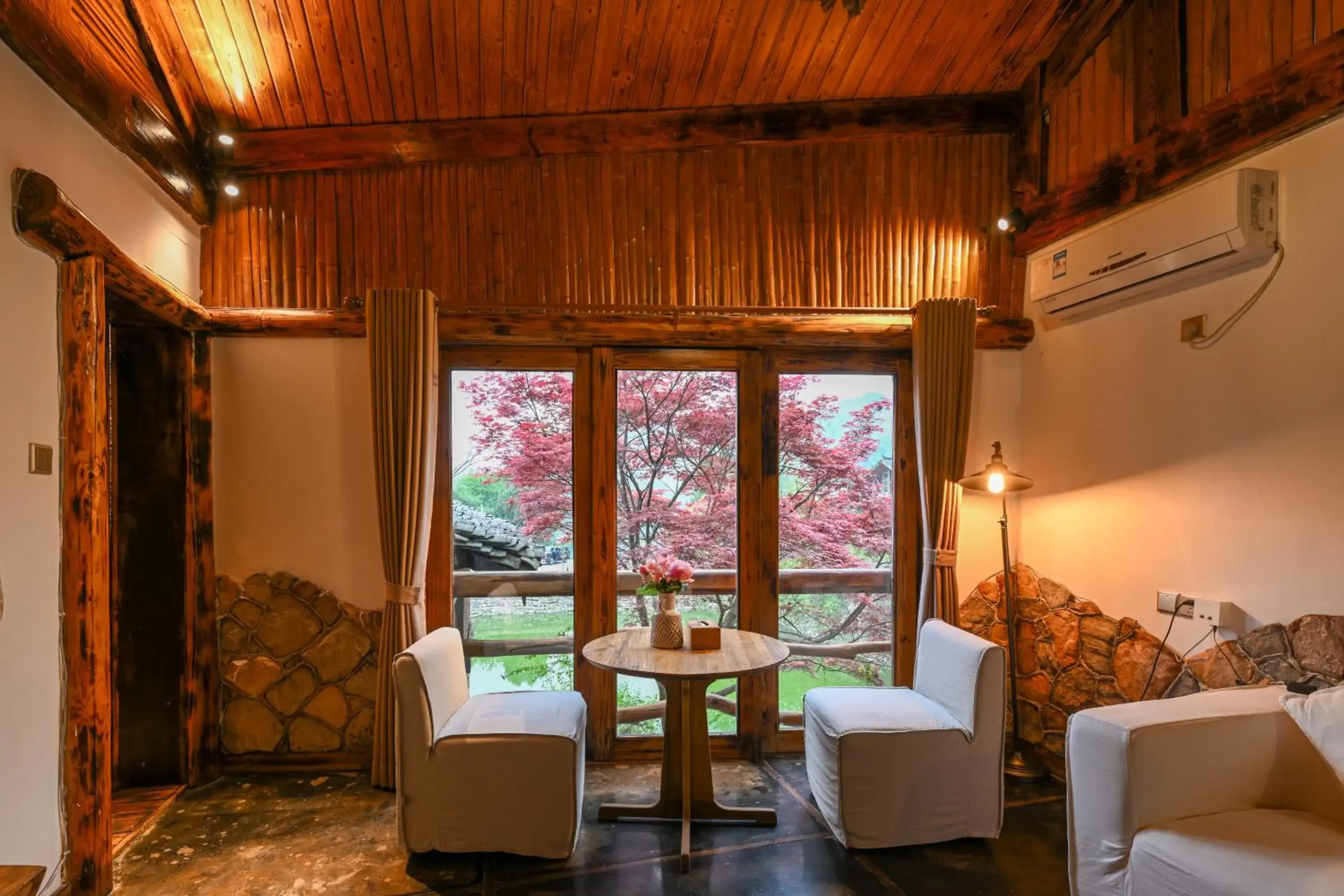 Villa with Garden View in No.5 Valley Lodge Villa with Garden View in No.5 Valley Lodge