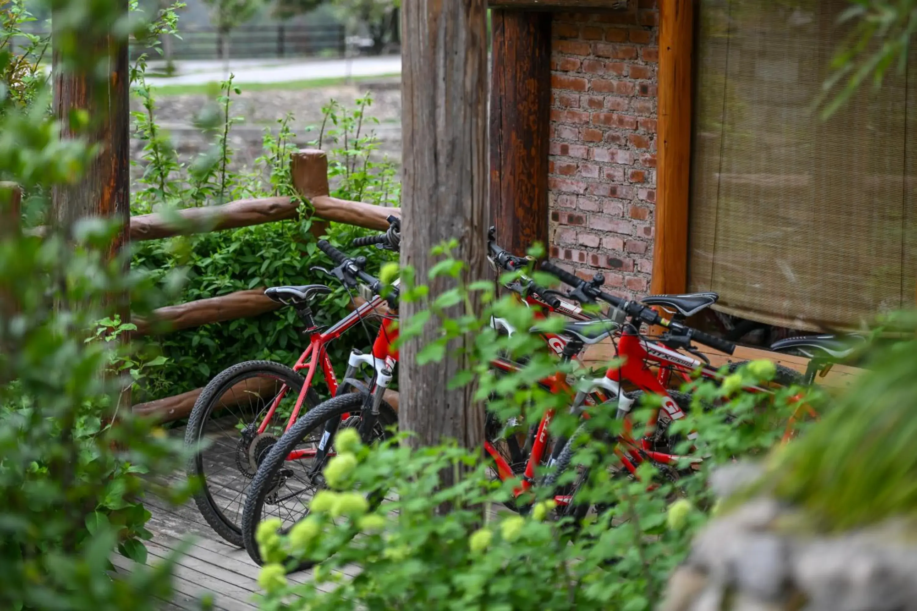 Deluxe Family Suite in No.5 Valley Lodge Deluxe Family Suite in No.5 Valley Lodge