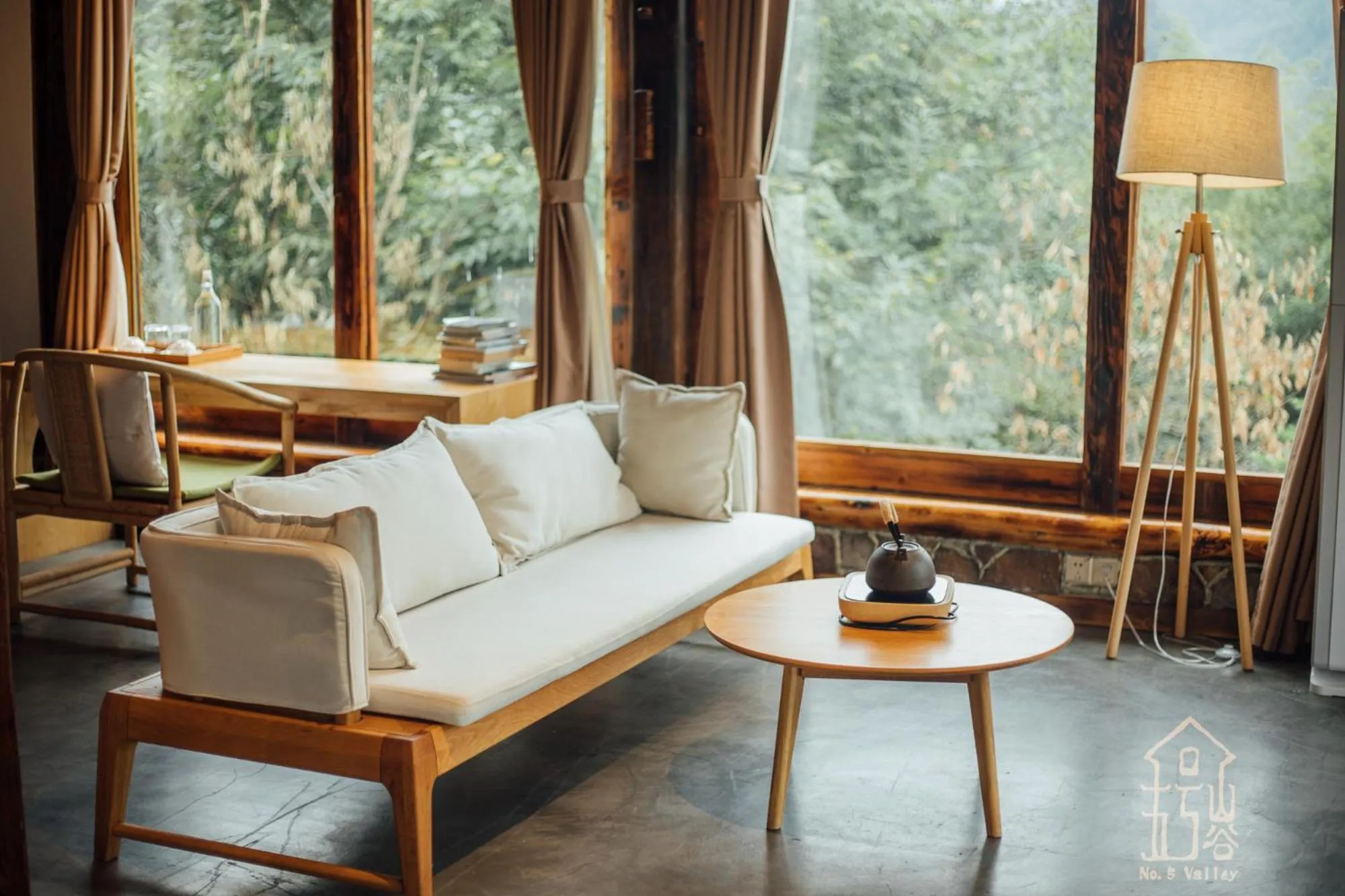 Living room in No.5 Valley Lodge