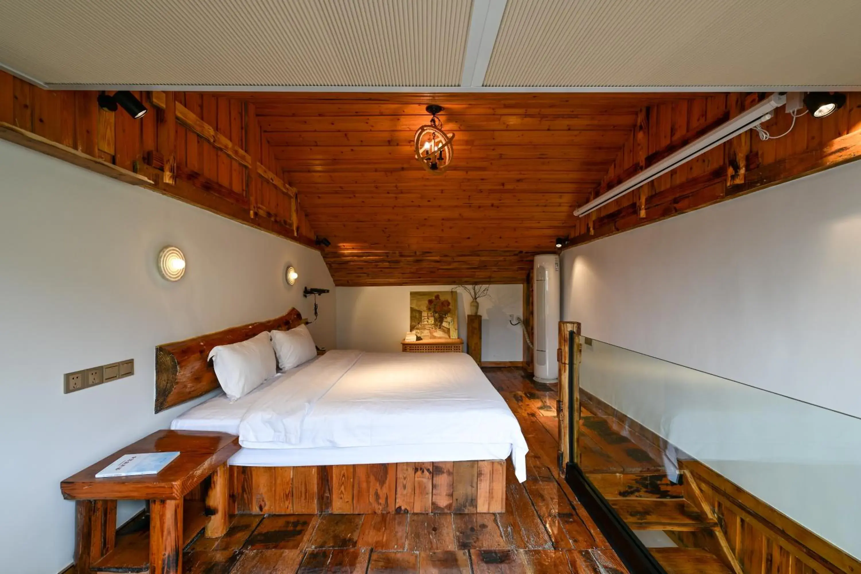 Starry Night Suite in No.5 Valley Lodge Starry Night Suite in No.5 Valley Lodge