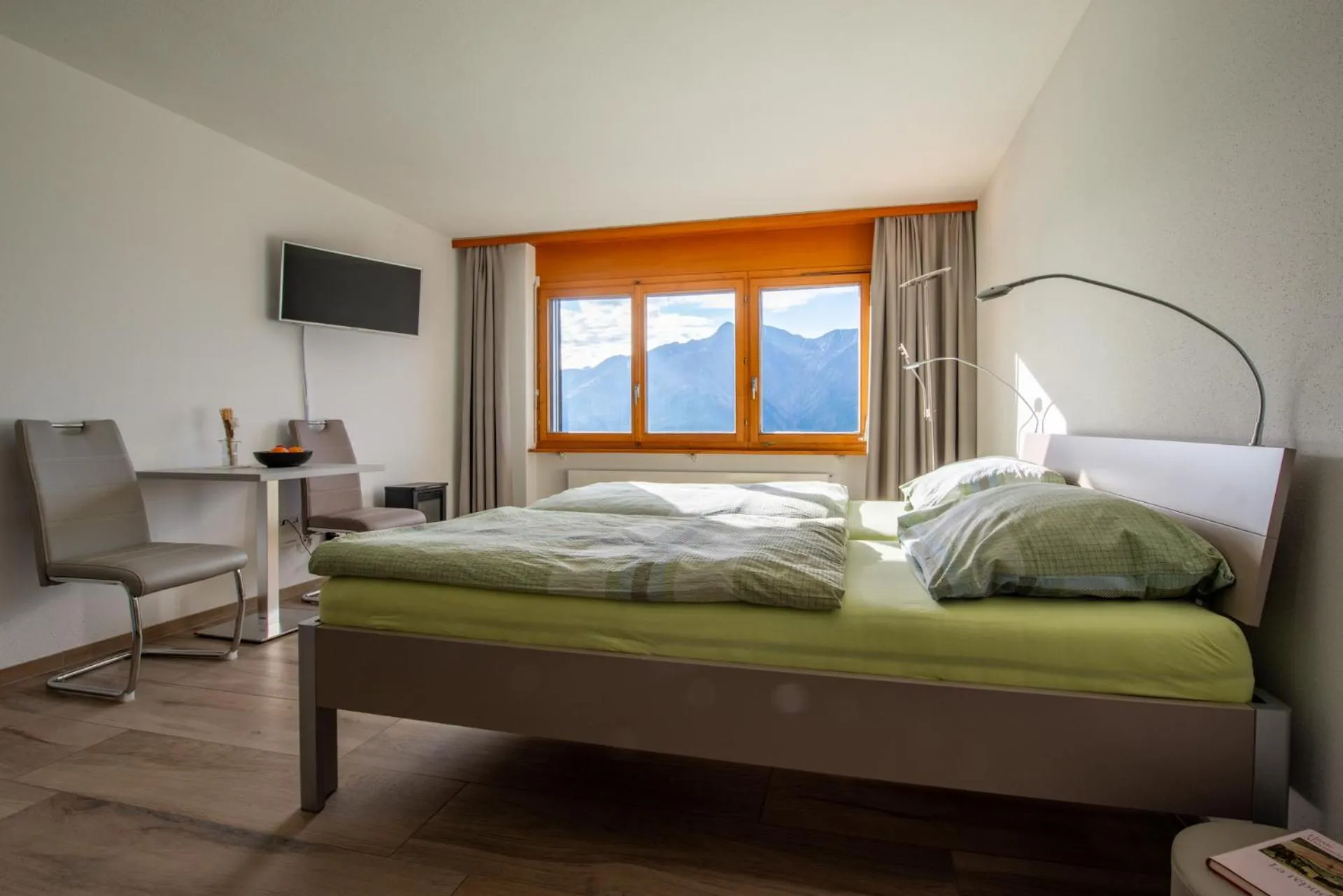 Seating area, Bed in Ferienwohnungen Zurschmitten