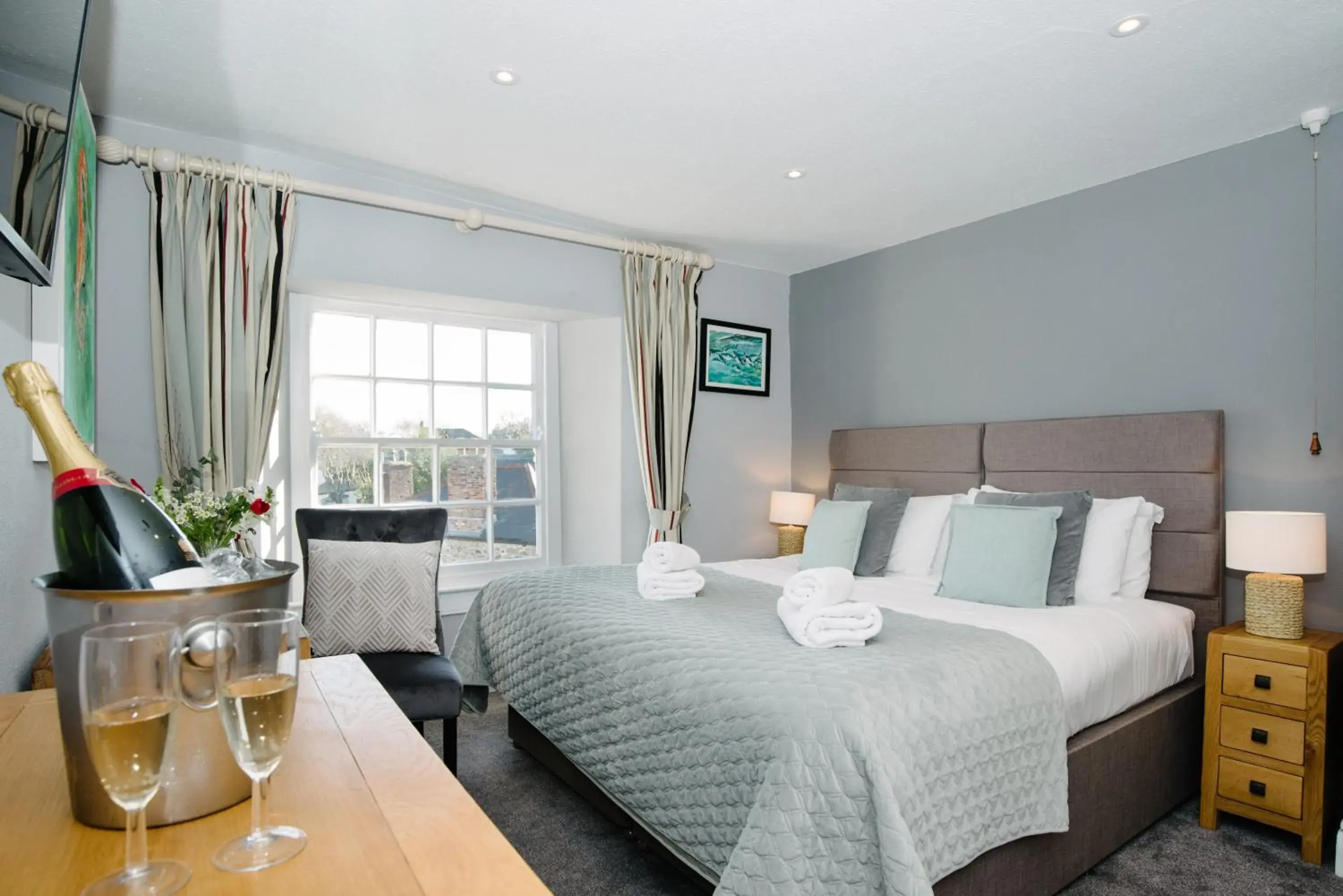 Twin Room with Private Bathroom - single occupancy in St Agnes Hotel Twin Room with Private Bathroom - single occupancy in St Agnes Hotel