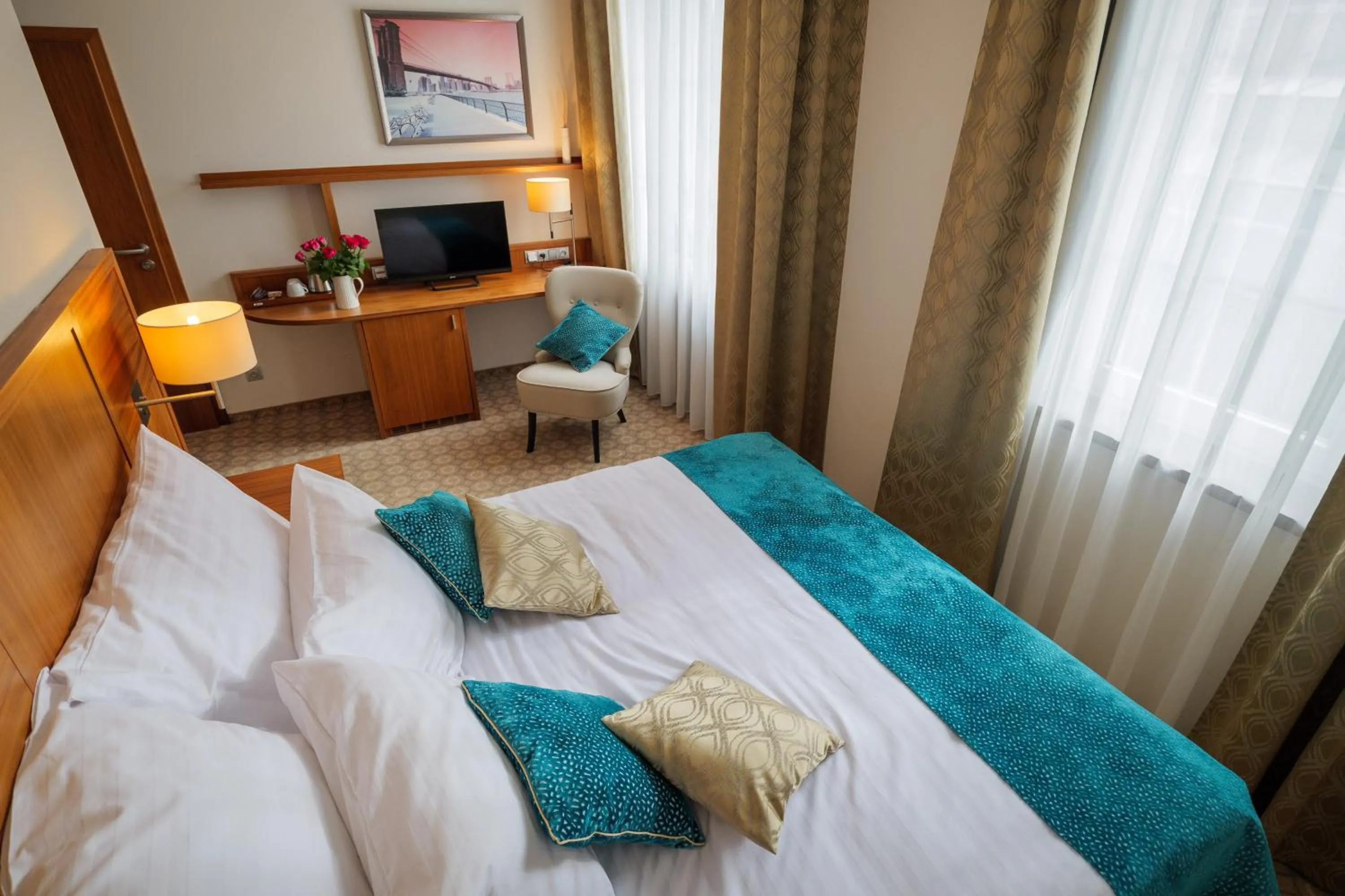 TV and multimedia, Bed in Hotel Silenzio