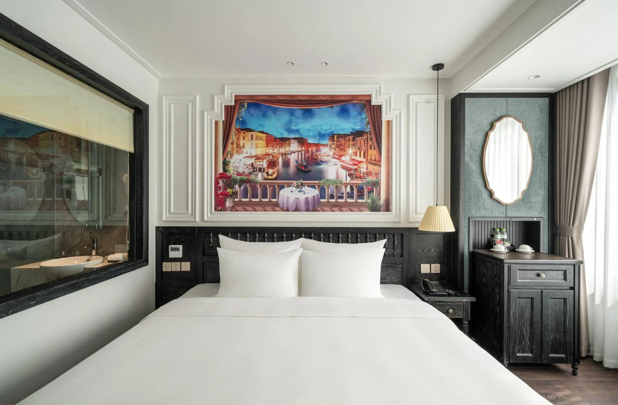 Bed in Luxe Paradise Premium Hotel Pham Hong Thai