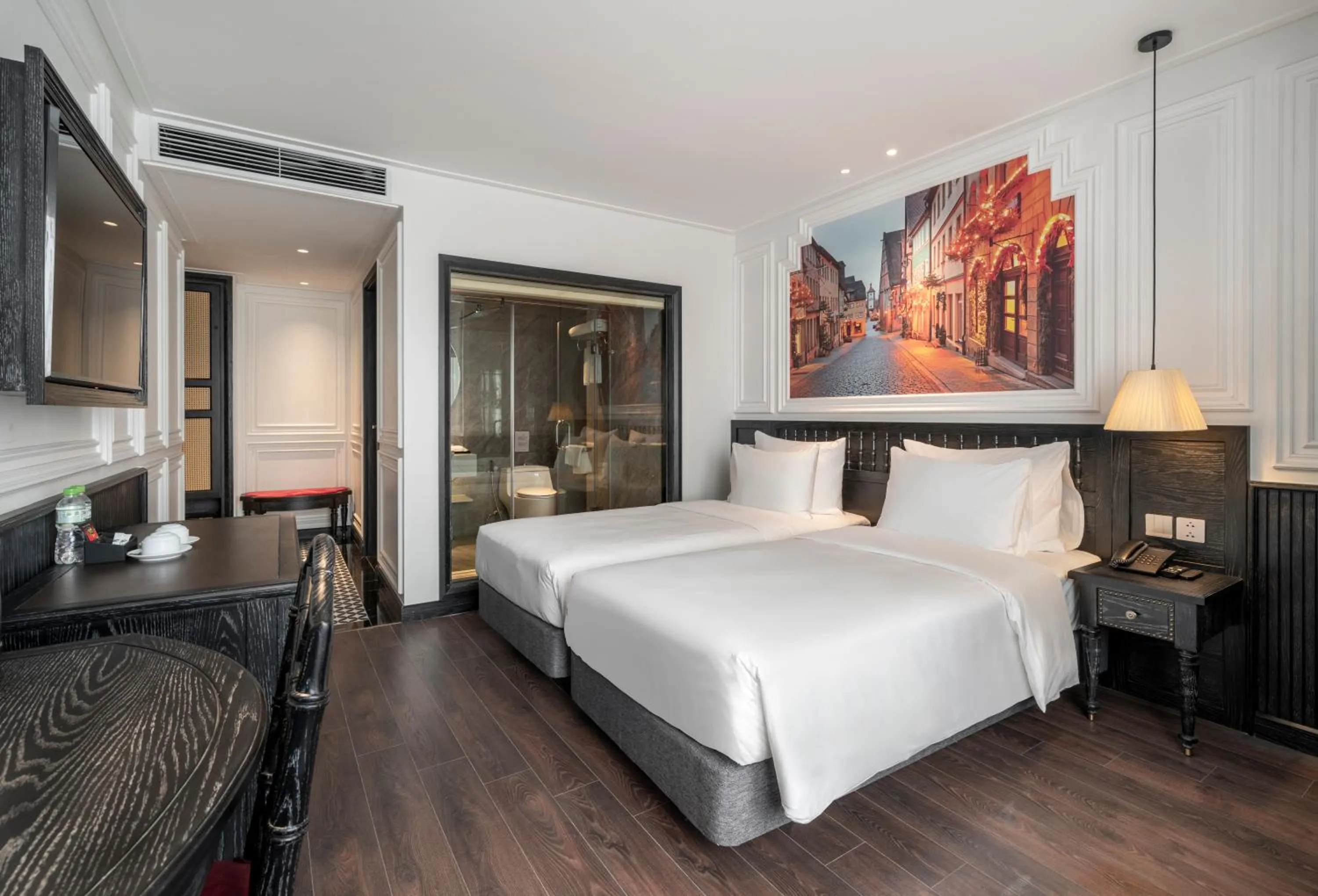 Bed in Luxe Paradise Premium Hotel Pham Hong Thai